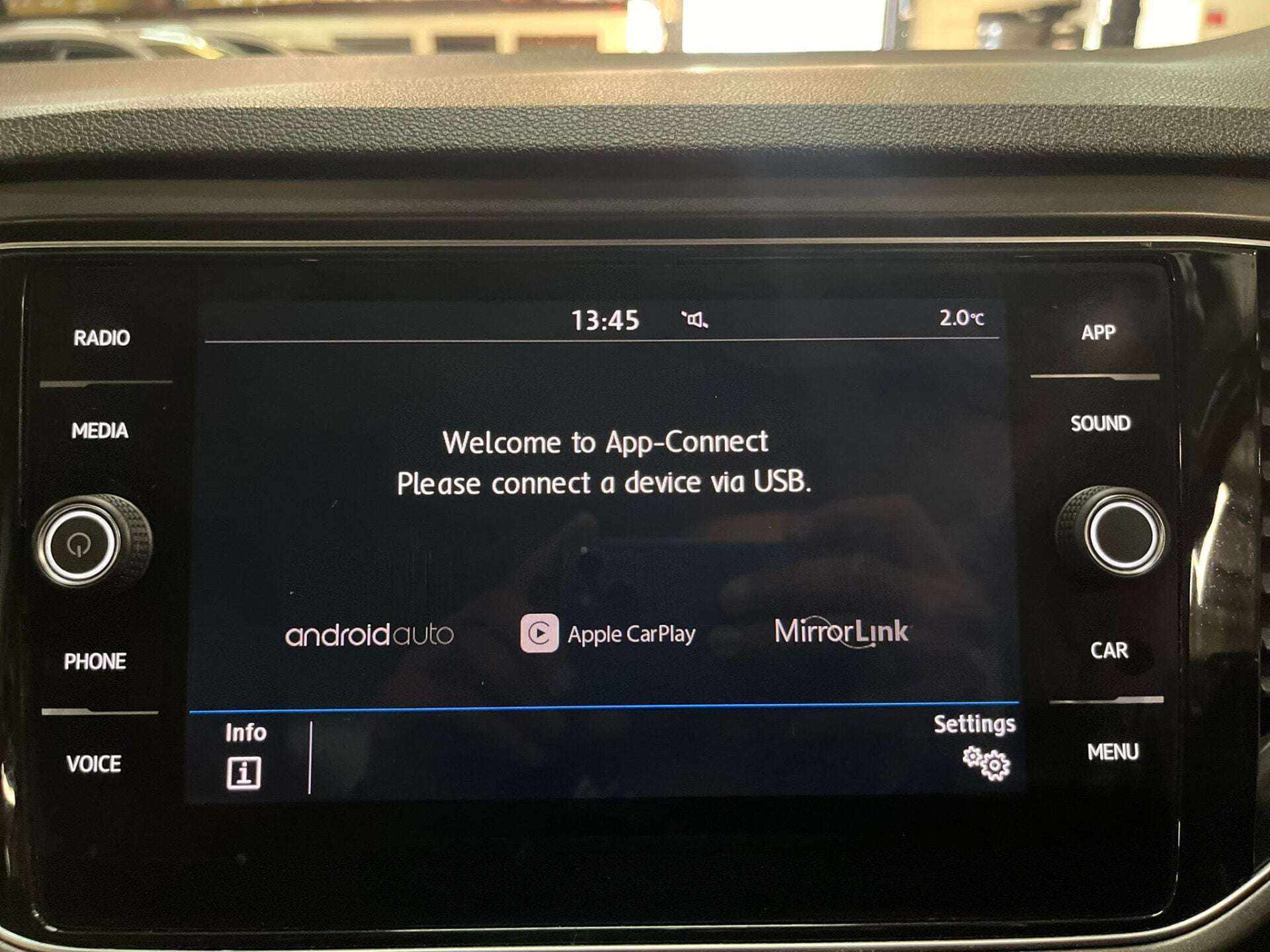 2018 VOLKSWAGEN T-ROC 2018 VOLKSWAGEN T-ROC