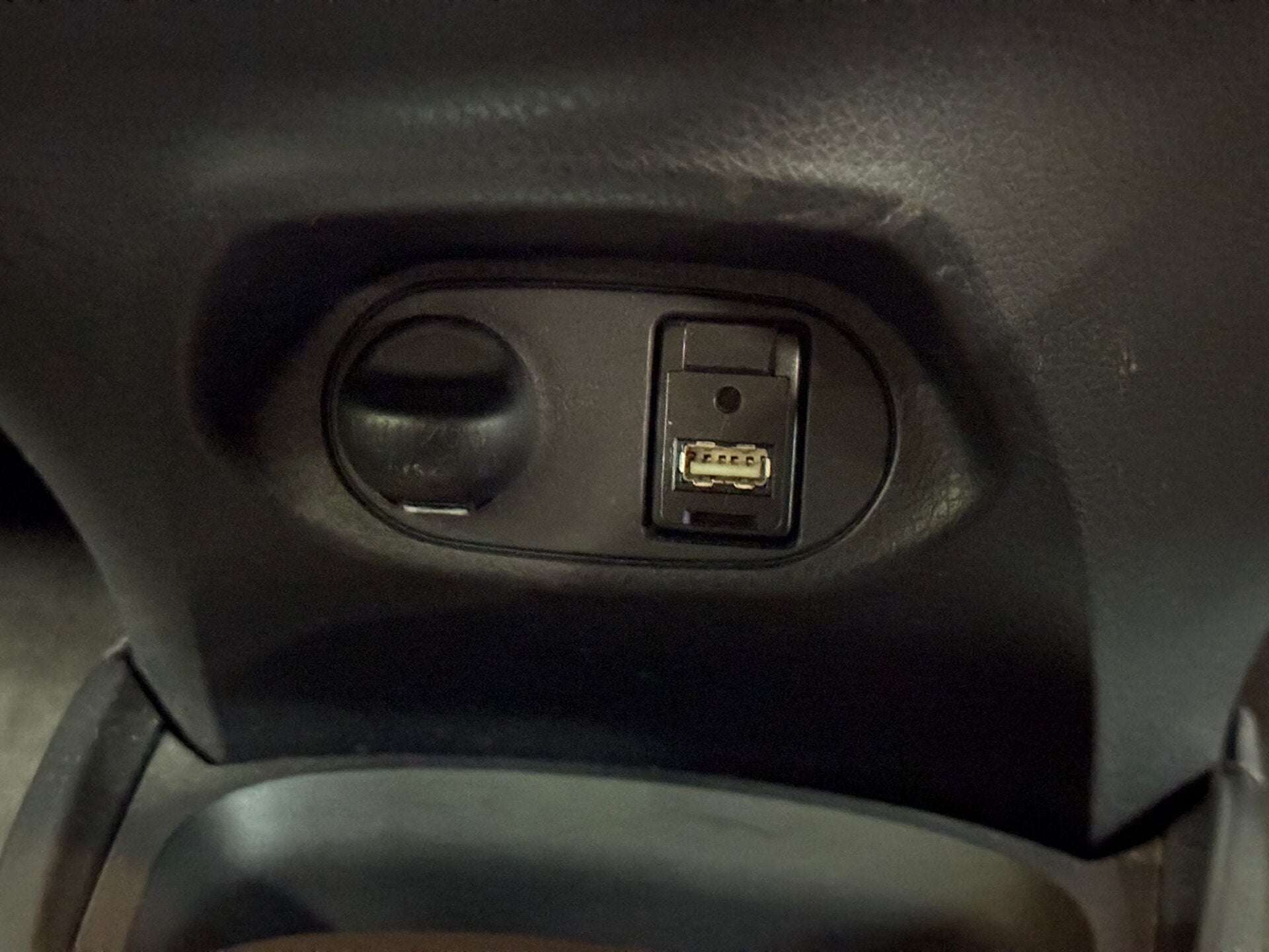 2014 TOYOTA YARIS 2014 TOYOTA YARIS