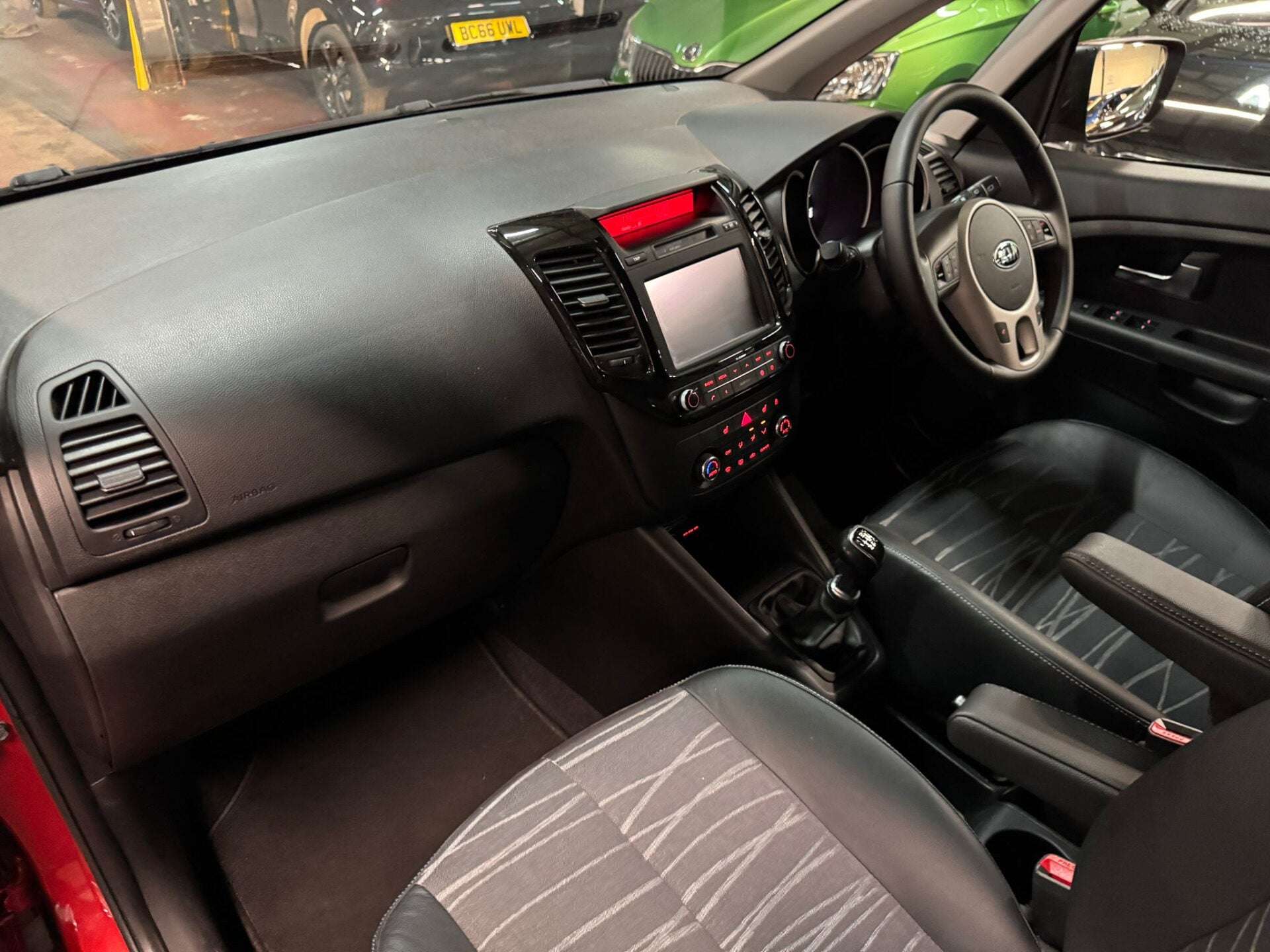 2016 KIA VENGA 2016 KIA VENGA