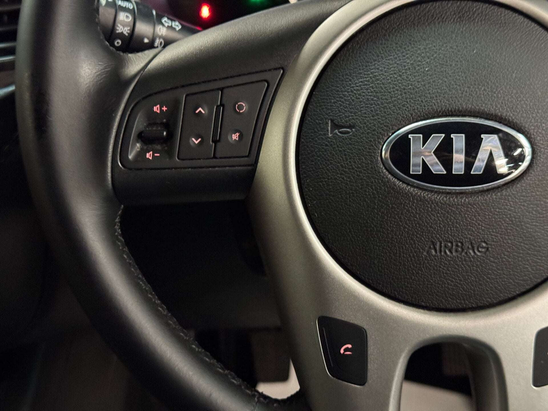 2016 KIA VENGA 2016 KIA VENGA