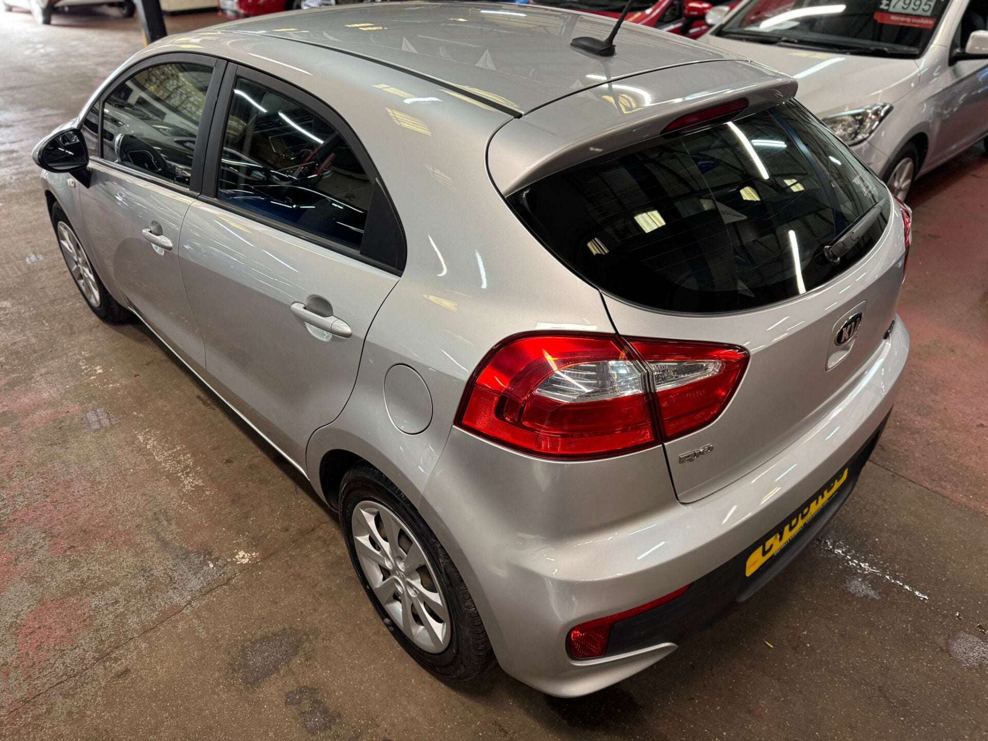 2016 KIA RIO 2016 KIA RIO