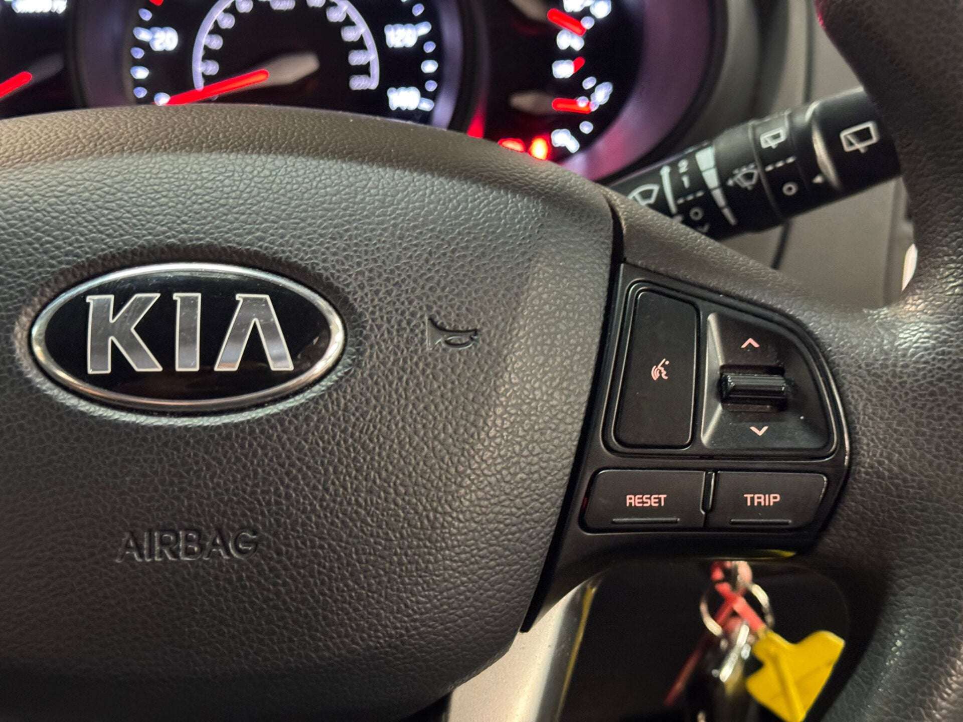 2016 KIA RIO 2016 KIA RIO