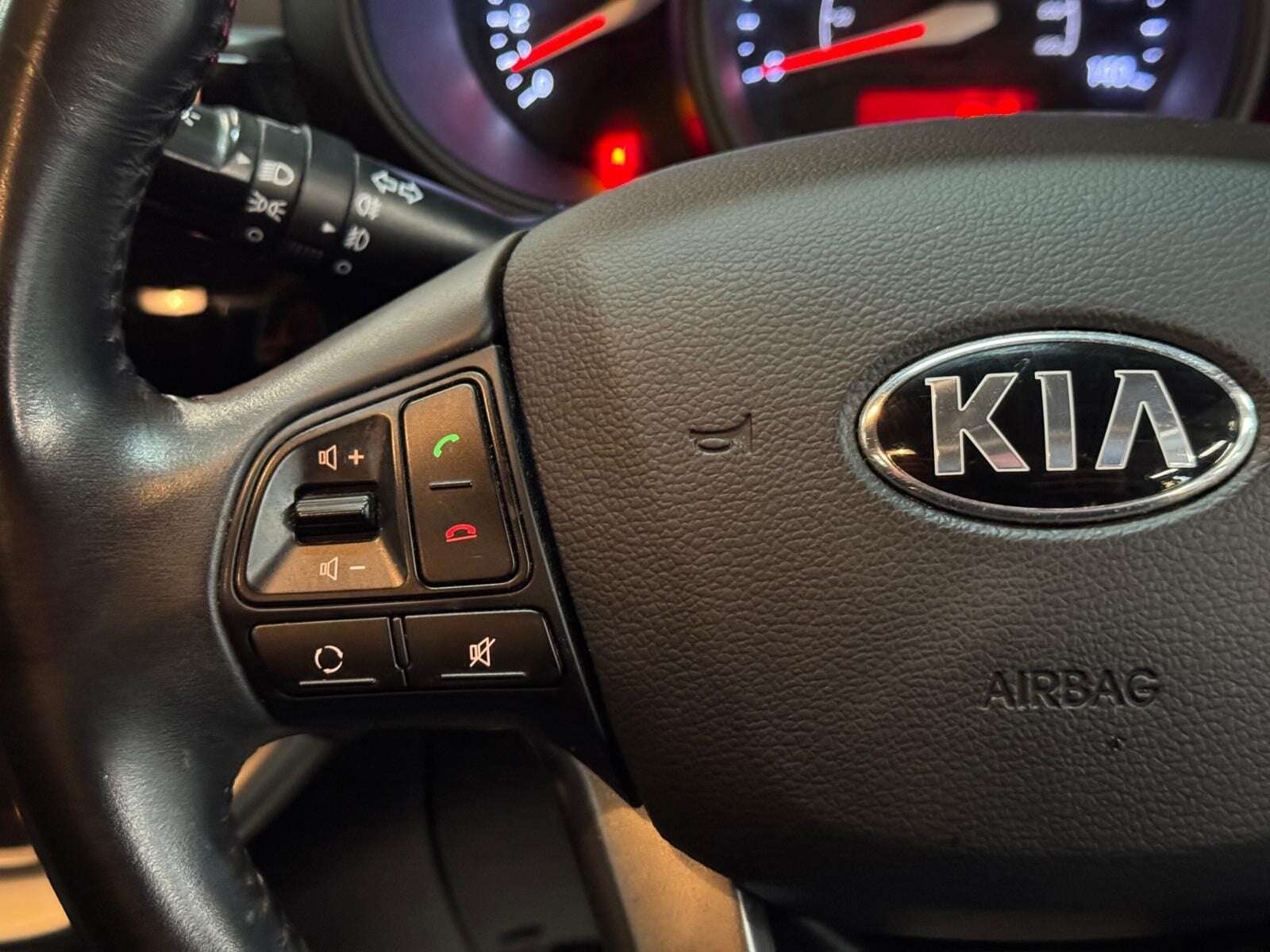 2016 KIA RIO 2016 KIA RIO