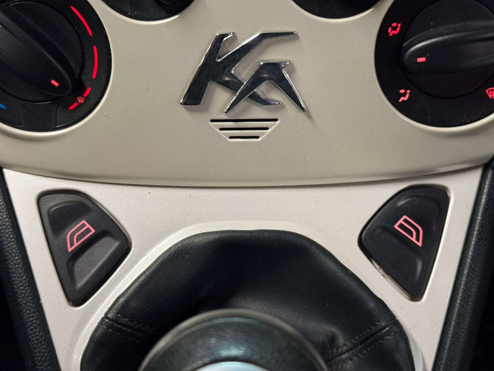 2014 FORD KA 2014 FORD KA