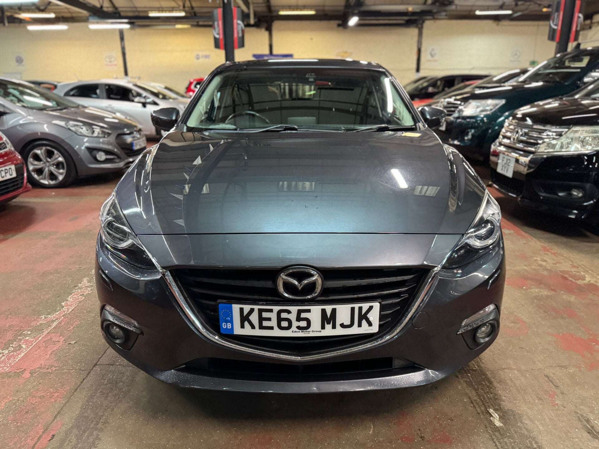 A 2016 MAZDA 3 SE-L NAV A 2016 MAZDA 3 SE-L NAV