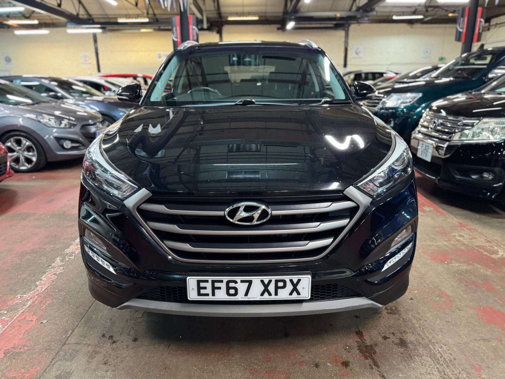 A 2017 HYUNDAI TUCSON CRDI SE NAV BLUE DRIVE A 2017 HYUNDAI TUCSON CRDI SE NAV BLUE DRIVE