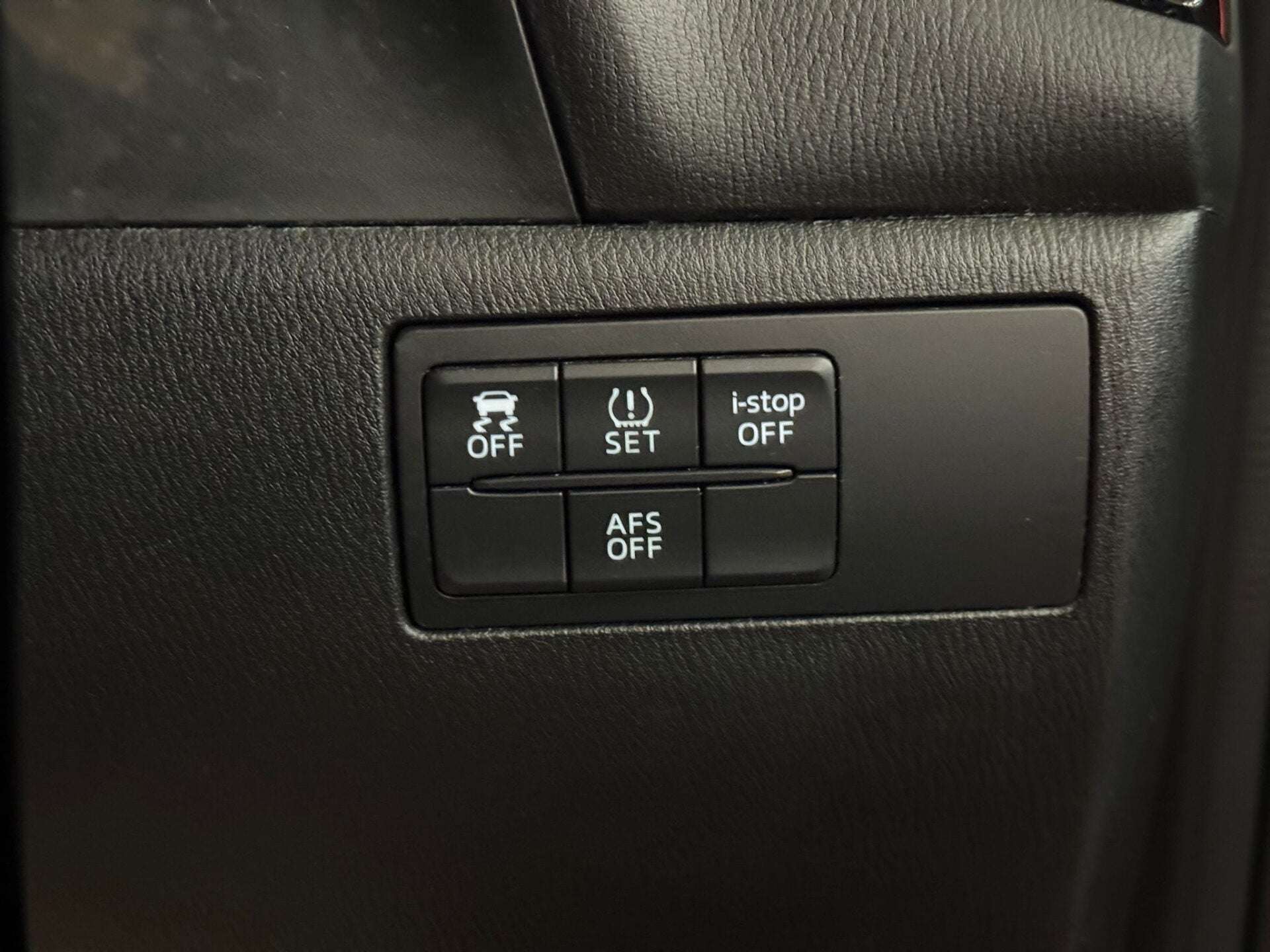 2015 MAZDA 3 2015 MAZDA 3