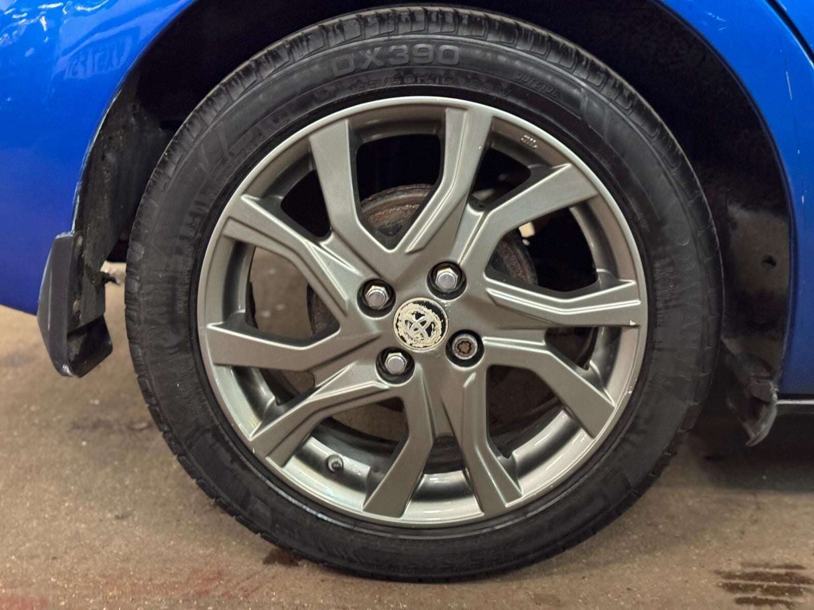 2015 TOYOTA YARIS 2015 TOYOTA YARIS