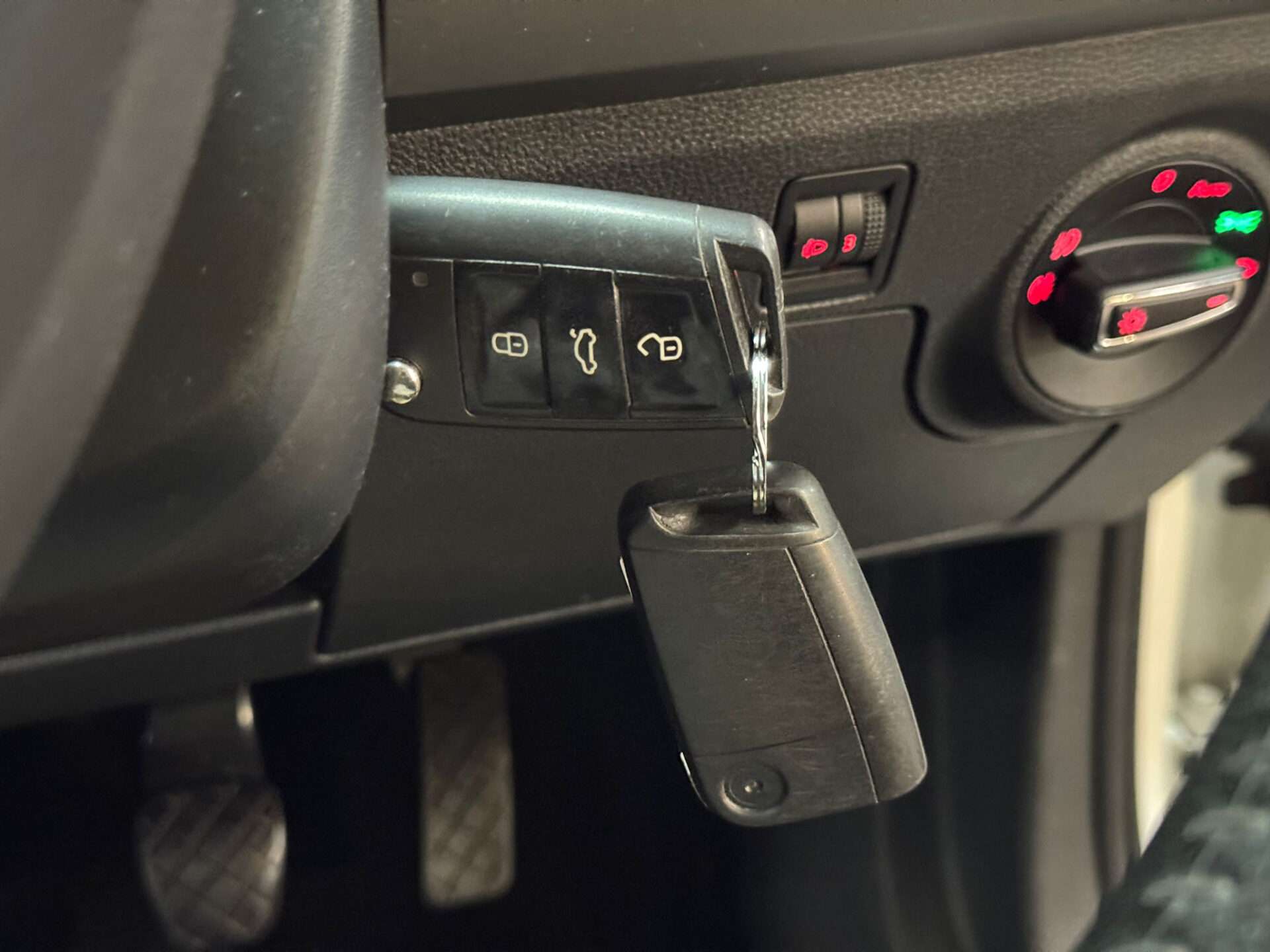 2017 SEAT IBIZA 2017 SEAT IBIZA