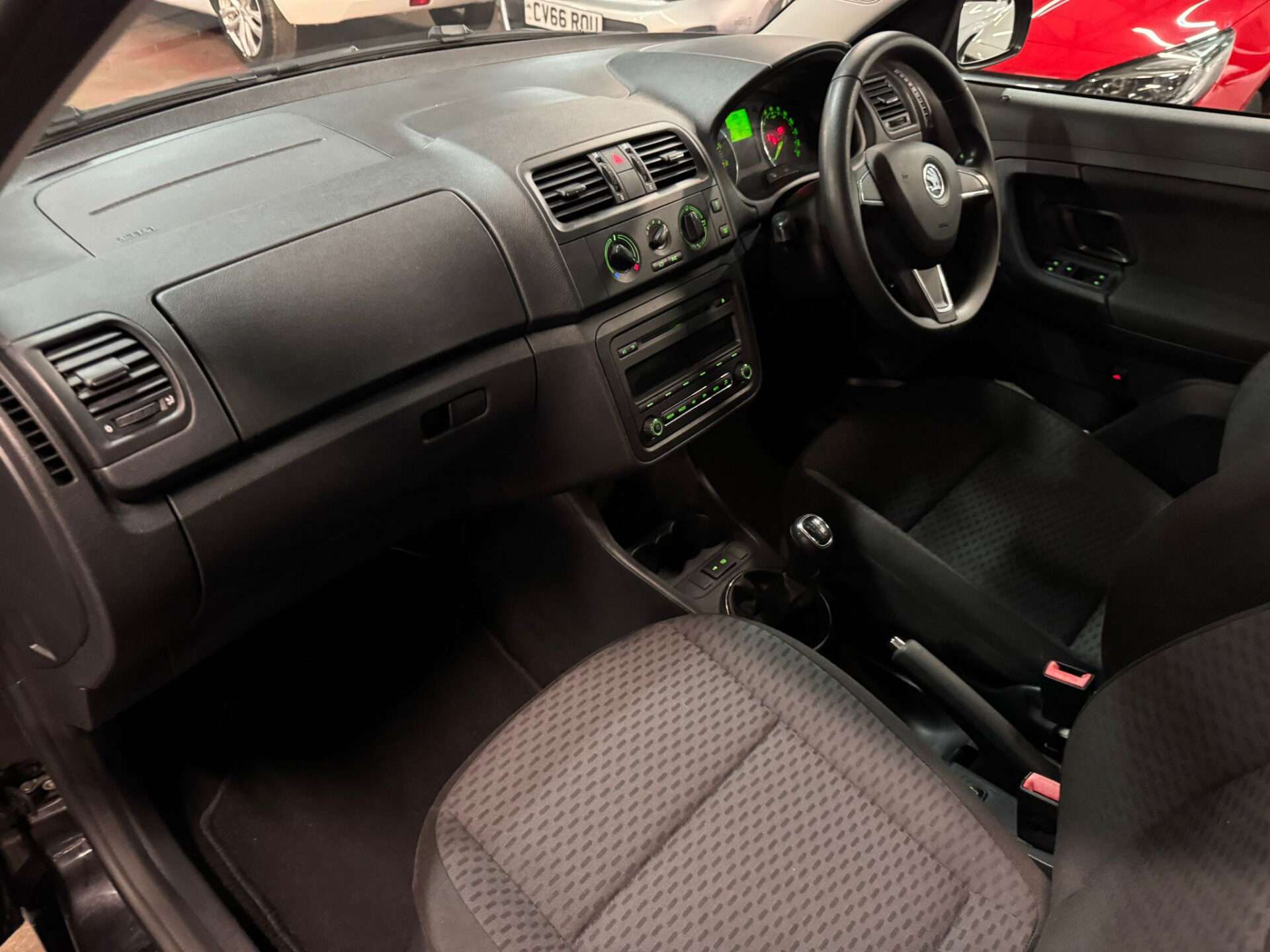 2015 SKODA ROOMSTER 2015 SKODA ROOMSTER