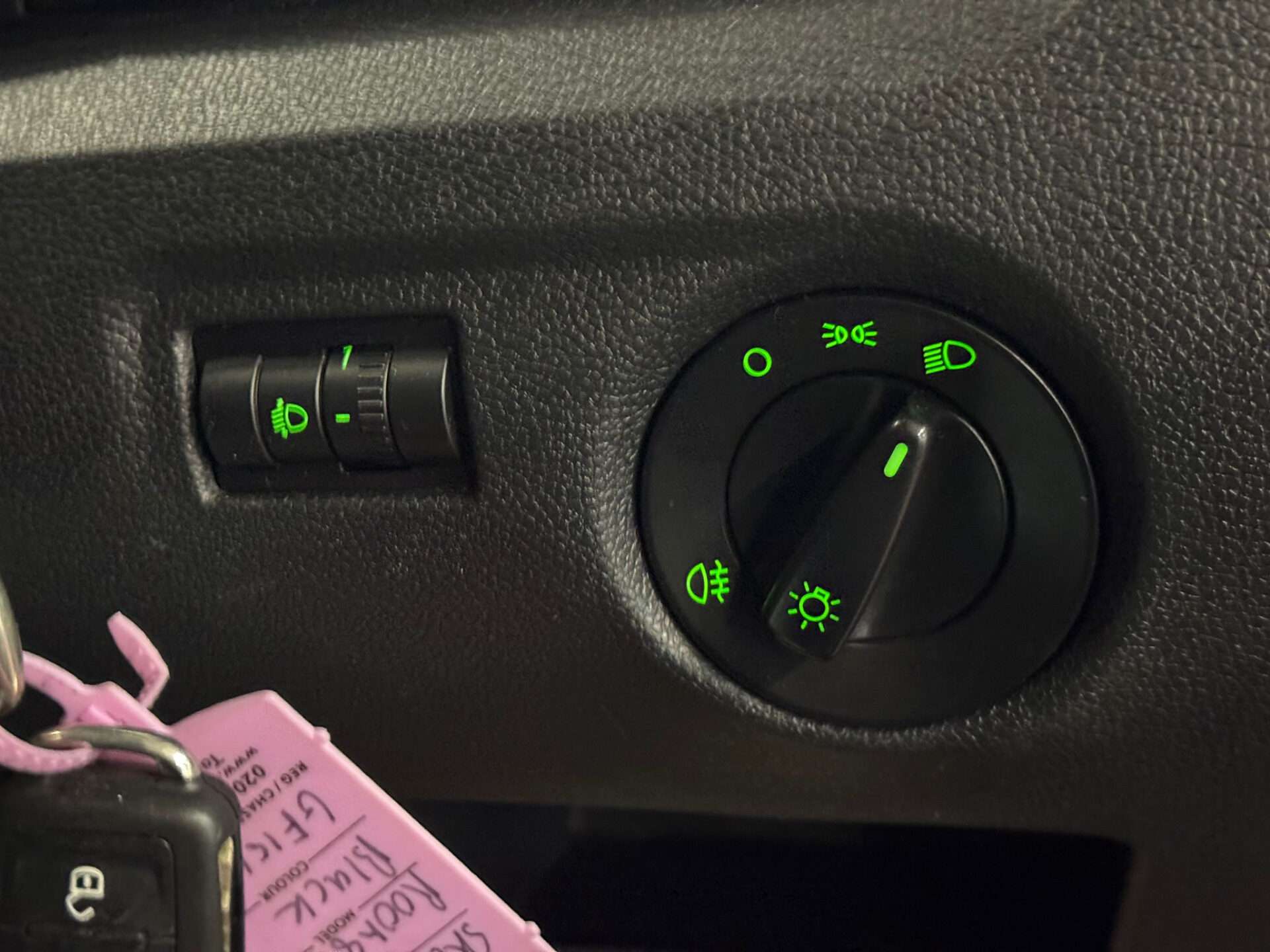 2015 SKODA ROOMSTER 2015 SKODA ROOMSTER