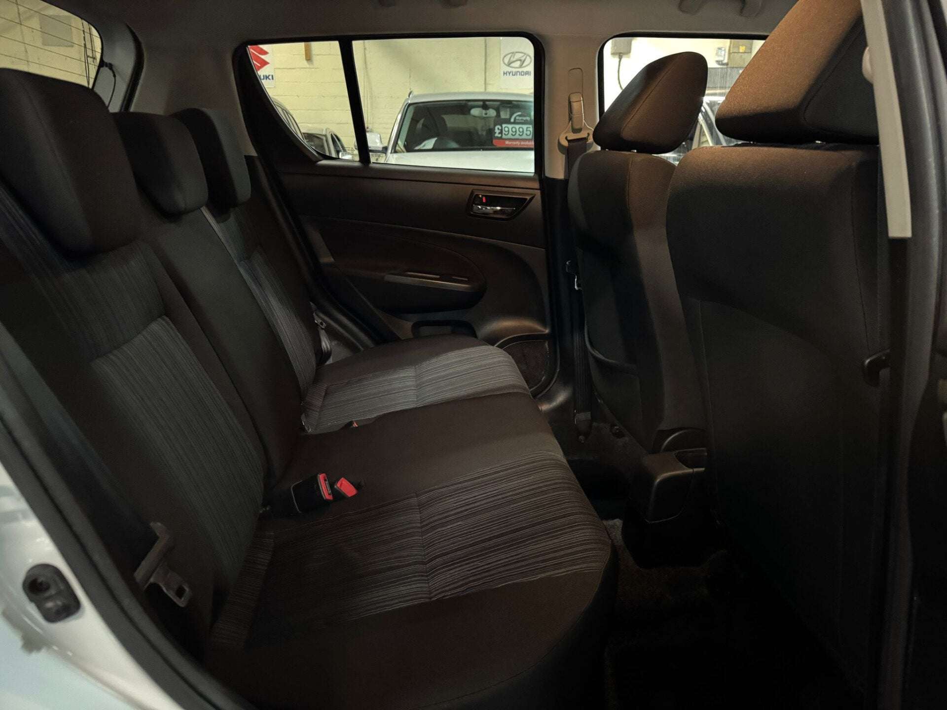 2015 SUZUKI SWIFT 2015 SUZUKI SWIFT