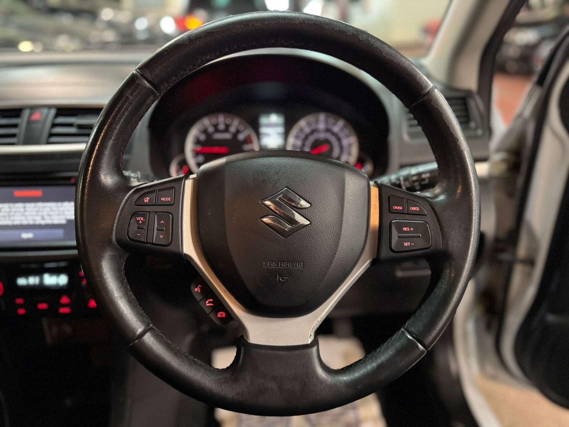 2015 SUZUKI SWIFT 2015 SUZUKI SWIFT