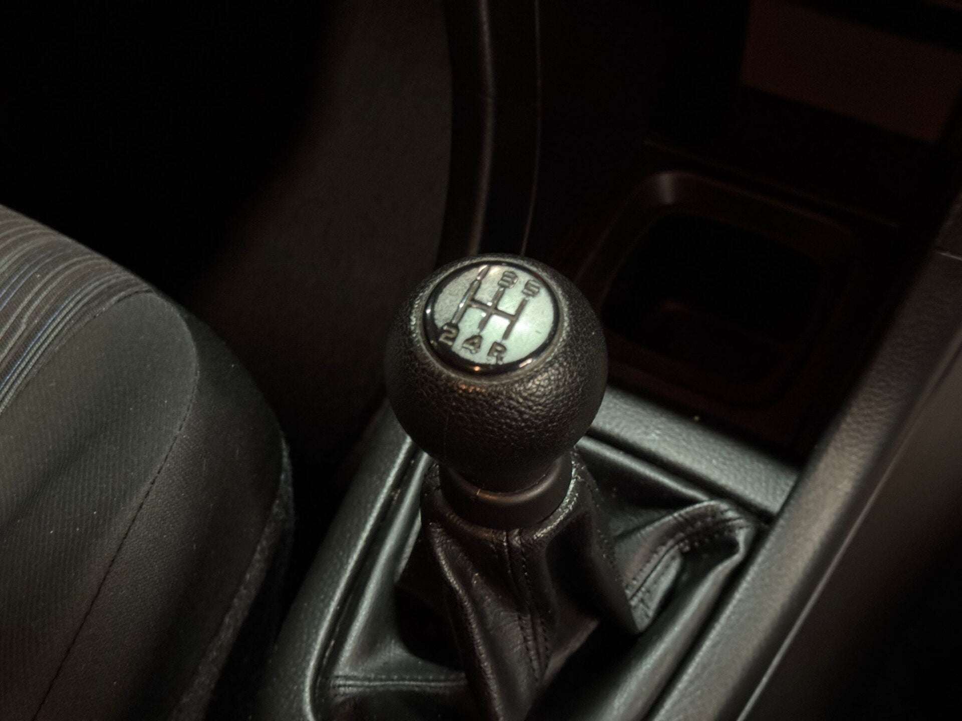 2015 SUZUKI SWIFT 2015 SUZUKI SWIFT