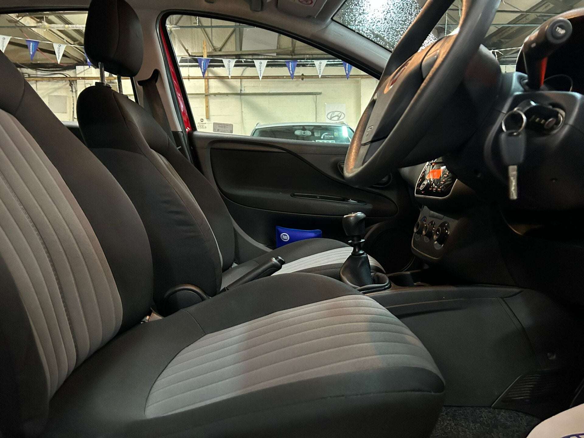 2017 FIAT PUNTO 2017 FIAT PUNTO