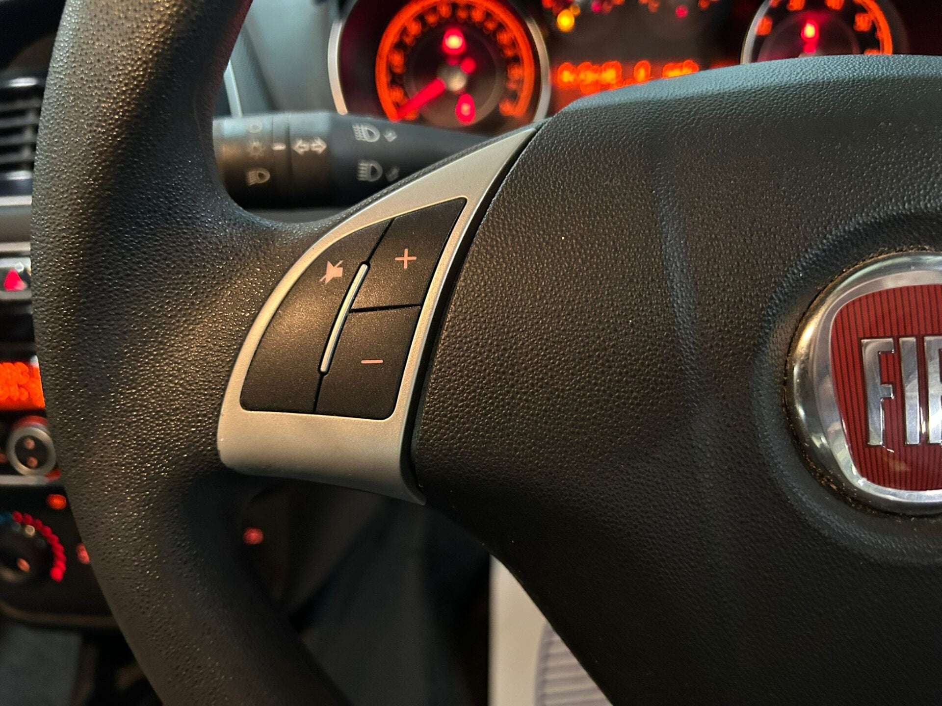 2017 FIAT PUNTO 2017 FIAT PUNTO