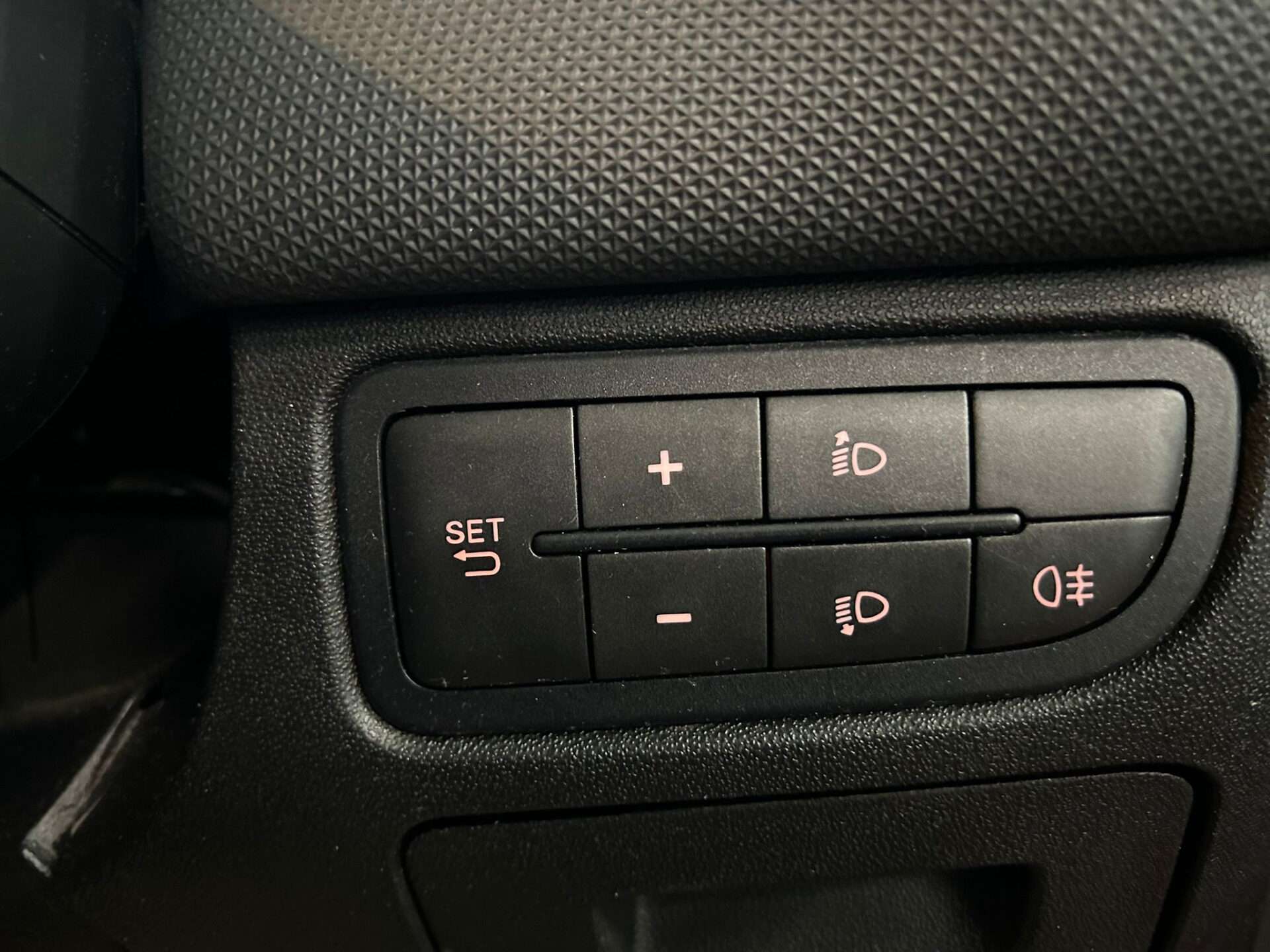 2017 FIAT PUNTO 2017 FIAT PUNTO