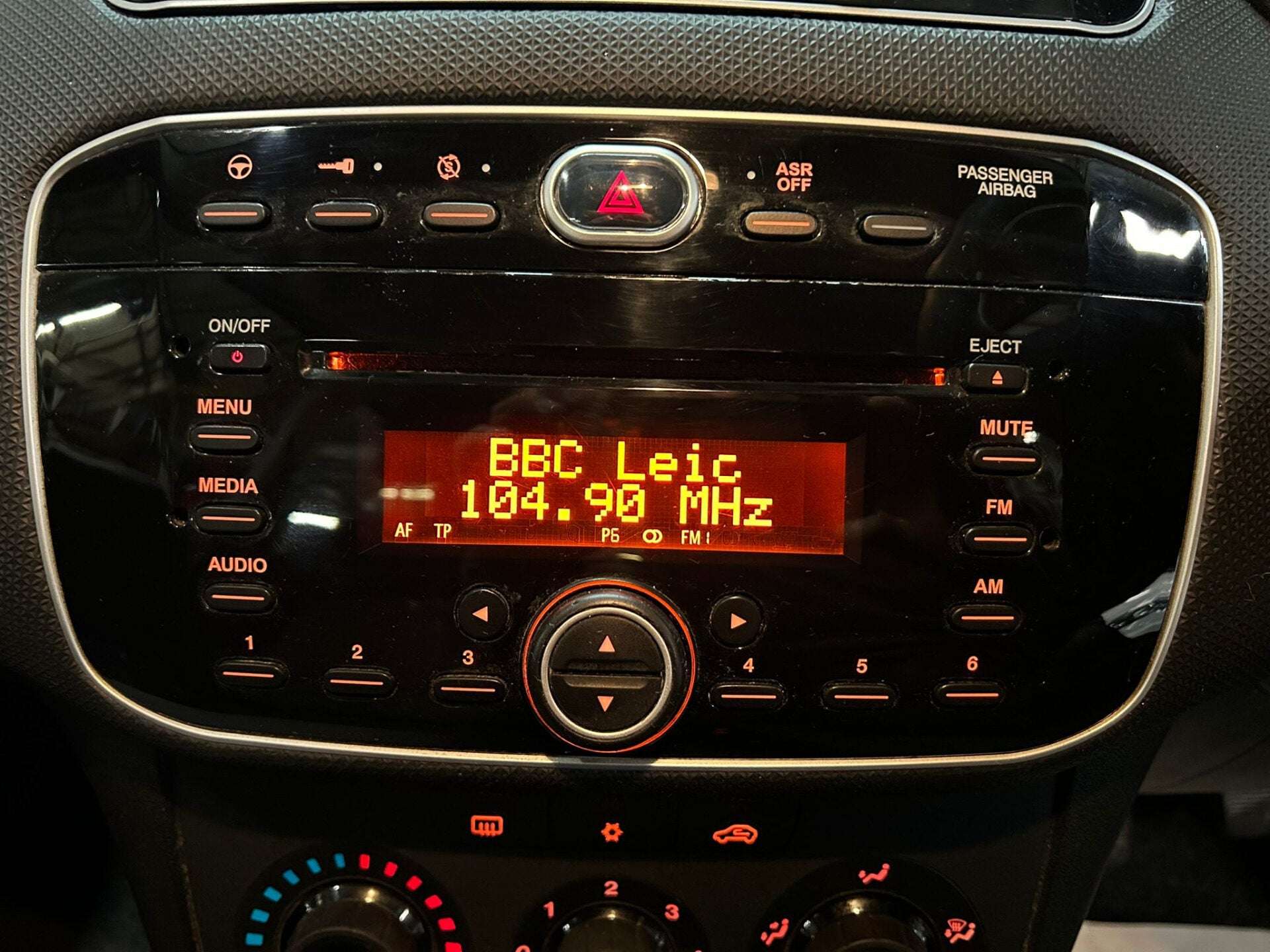 2017 FIAT PUNTO 2017 FIAT PUNTO