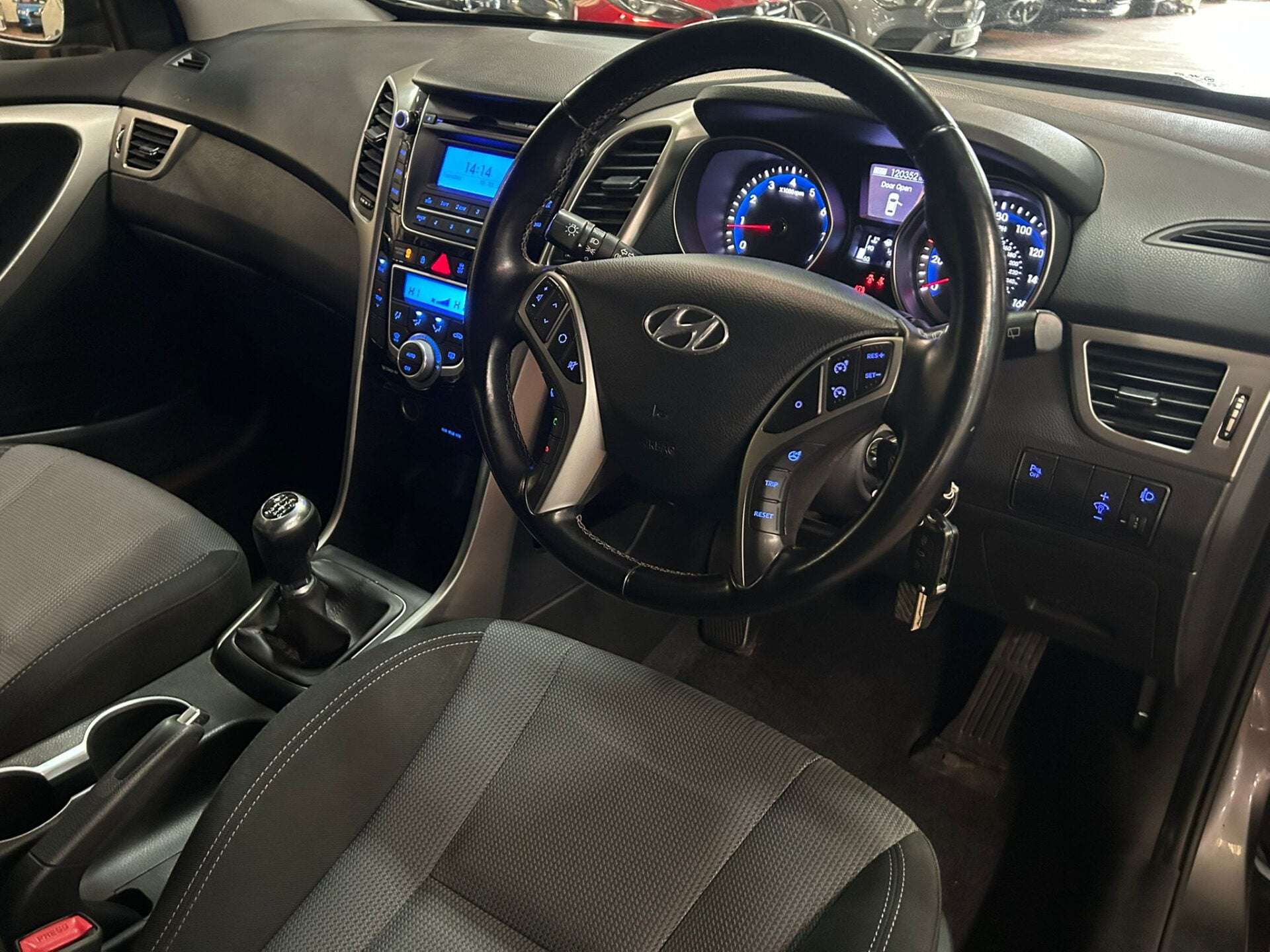 2014 HYUNDAI I30 2014 HYUNDAI I30