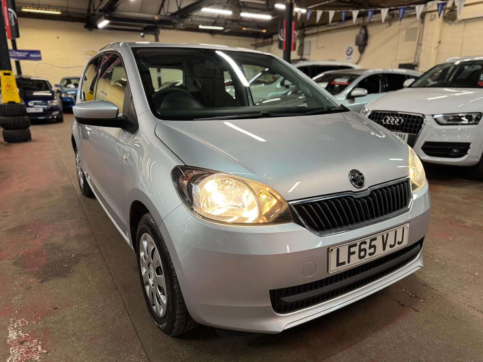 A 2015 SKODA CITIGO SE MPI A 2015 SKODA CITIGO SE MPI