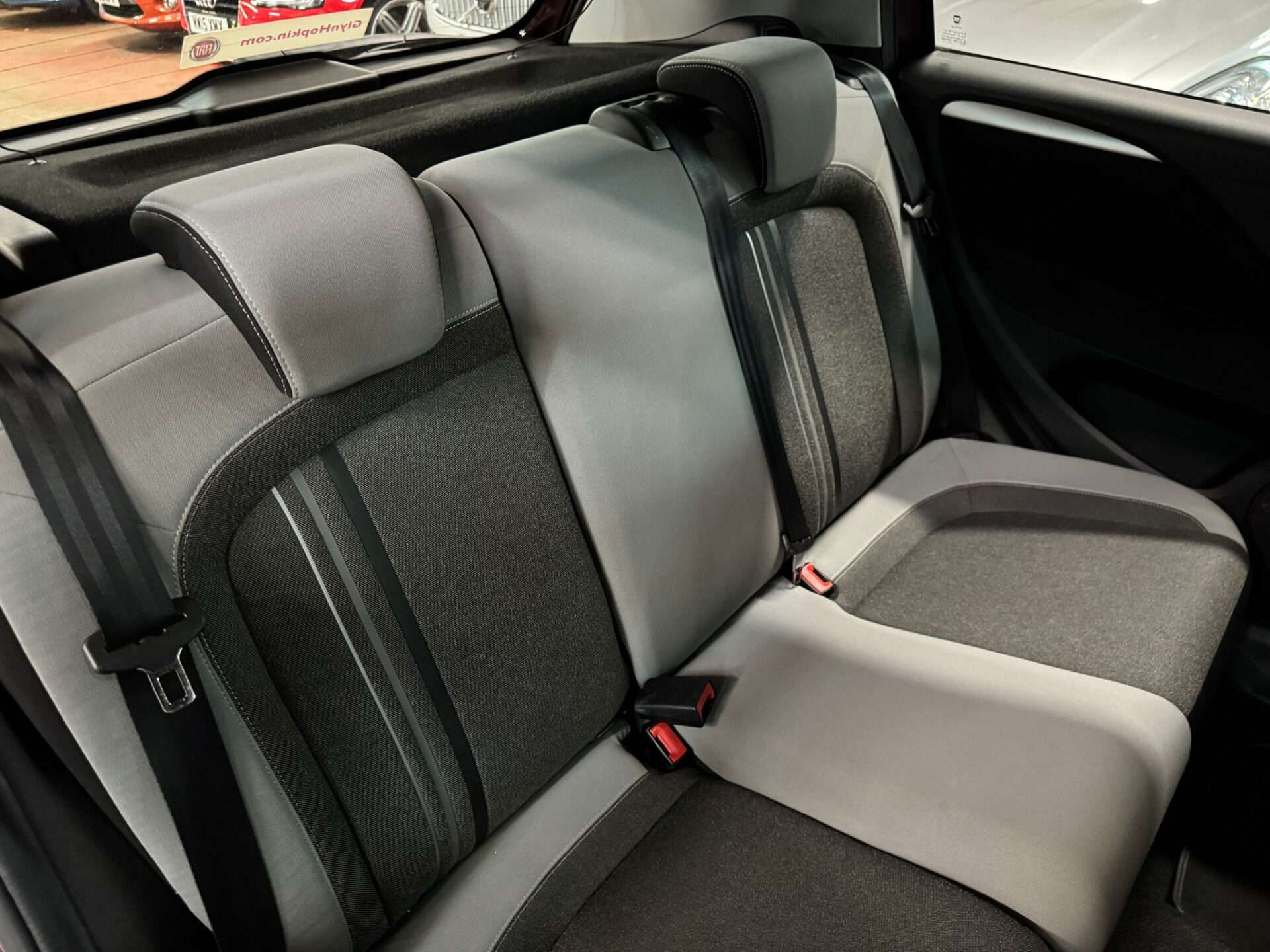 2013 FIAT PUNTO 2013 FIAT PUNTO