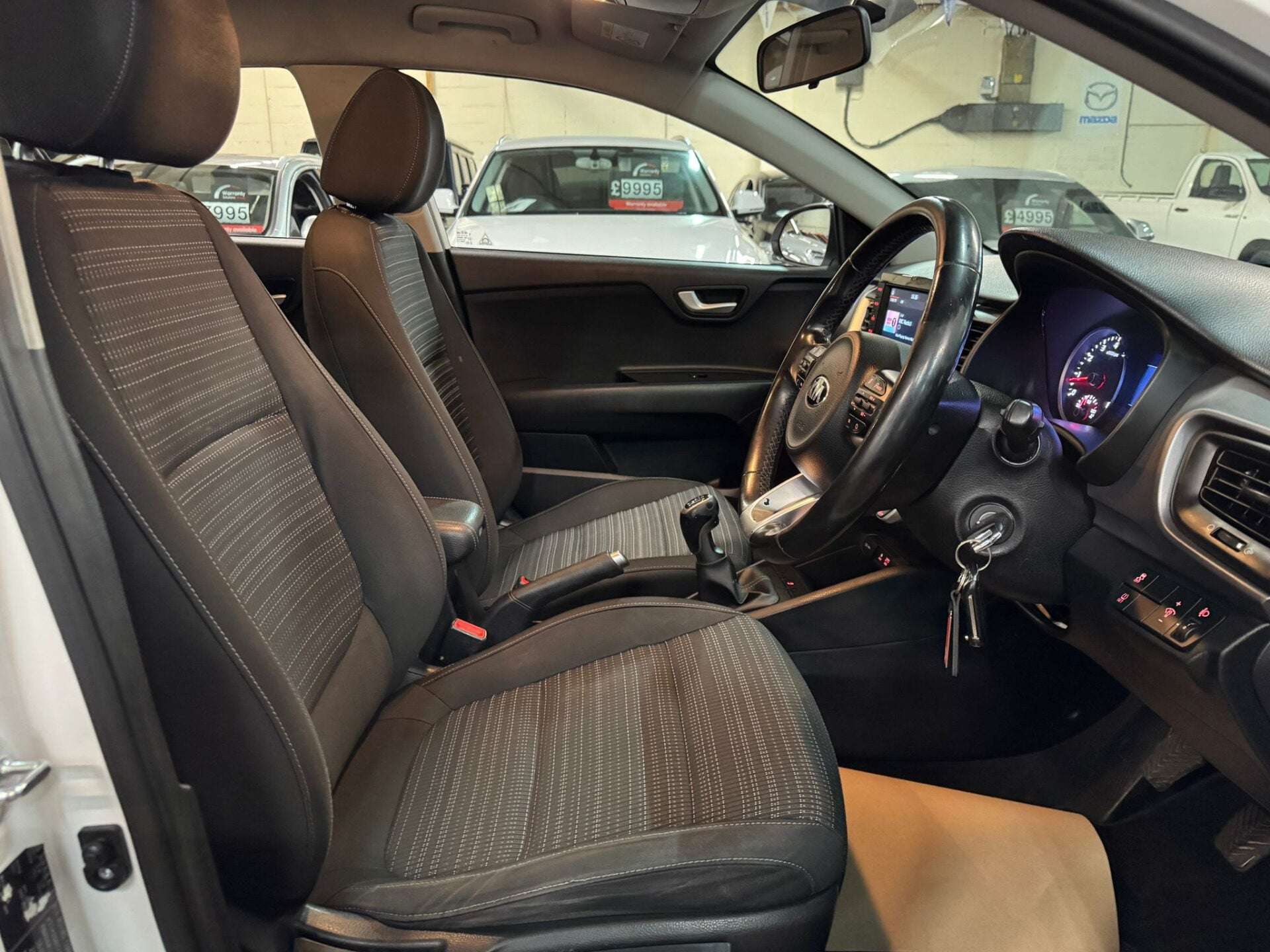 2018 KIA STONIC 2018 KIA STONIC