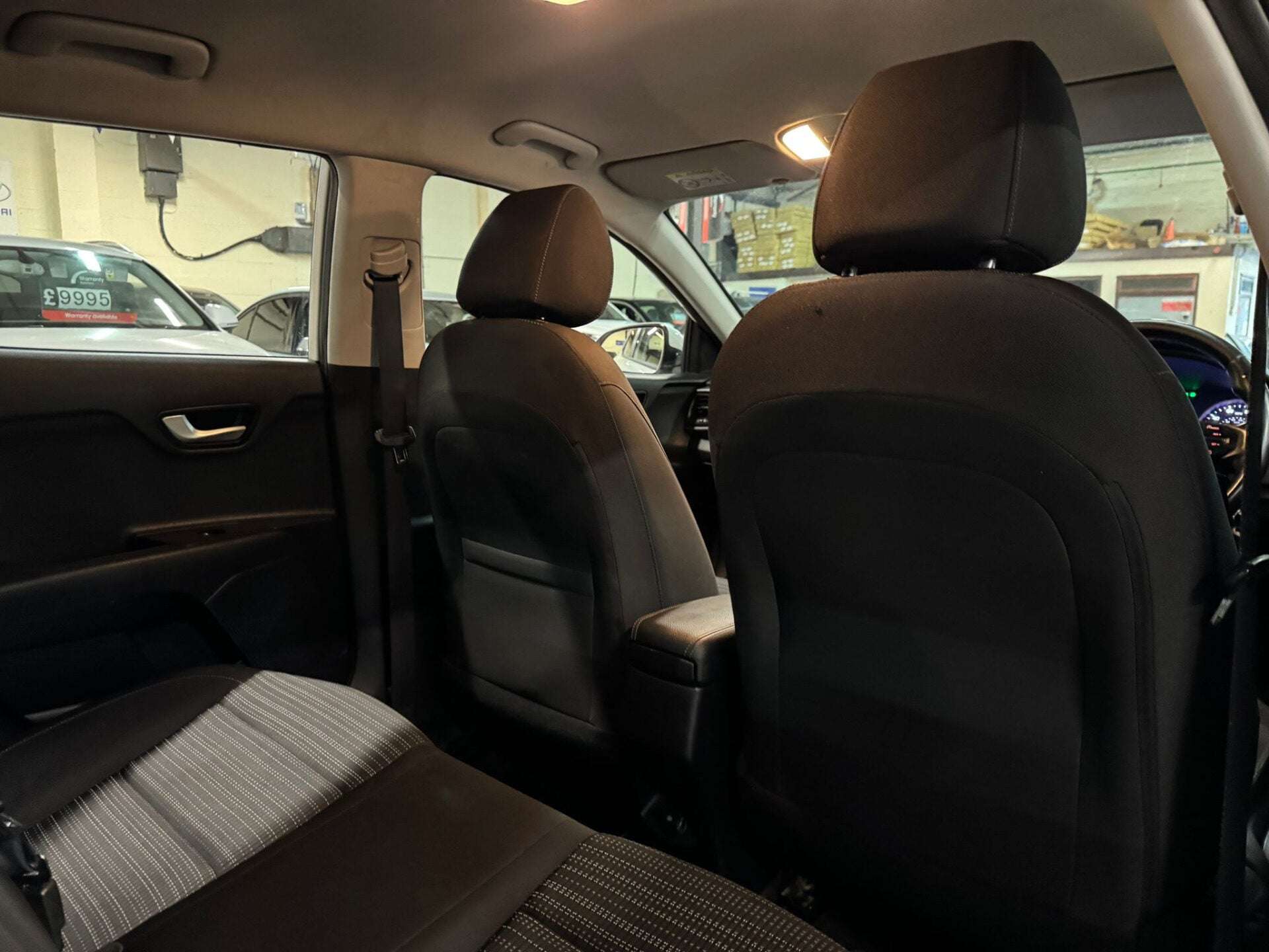 2018 KIA STONIC 2018 KIA STONIC