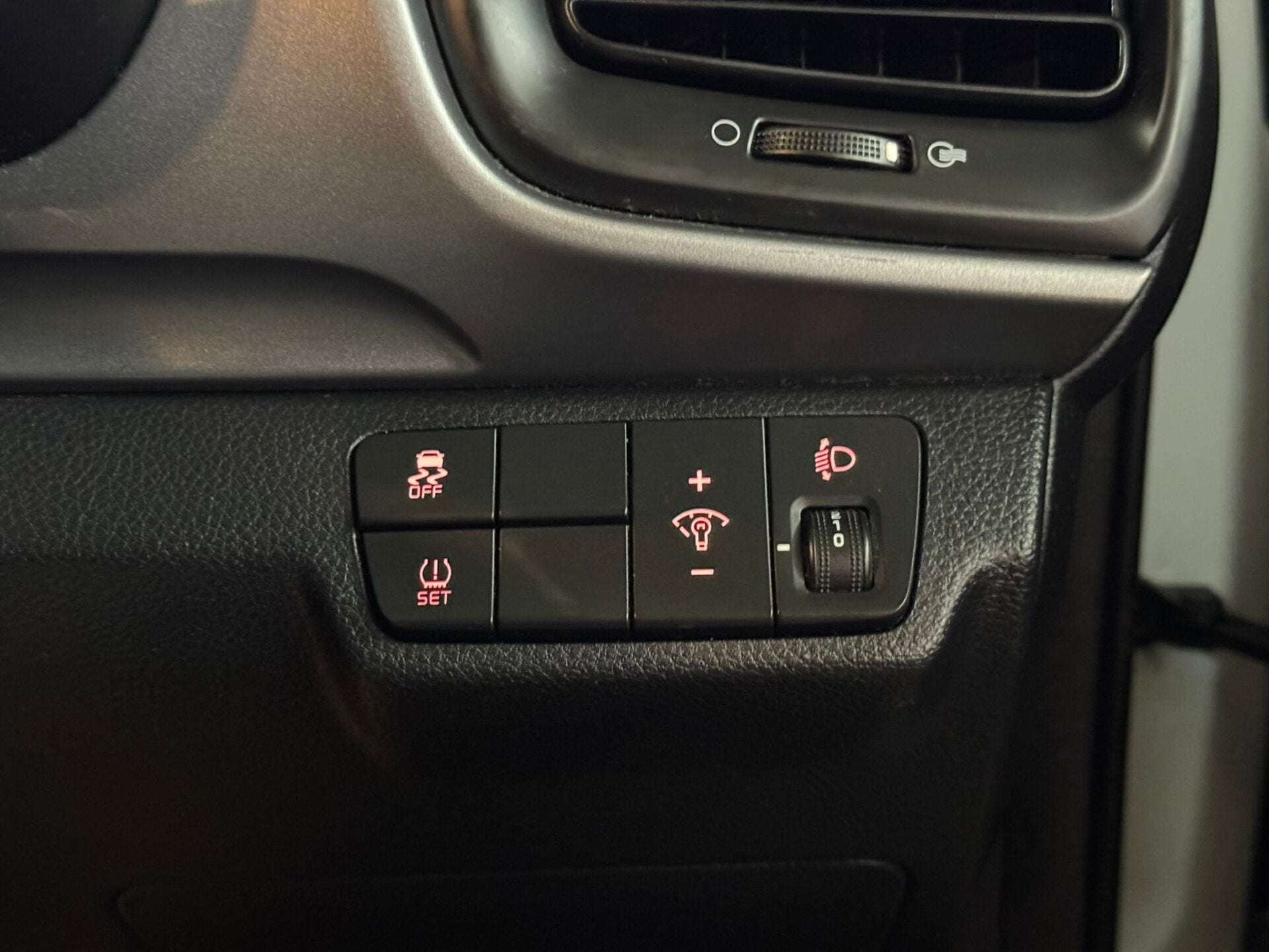 2018 KIA STONIC 2018 KIA STONIC