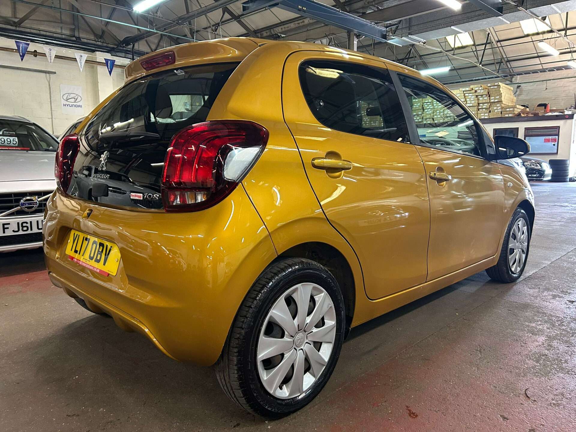 2017 PEUGEOT 108 2017 PEUGEOT 108