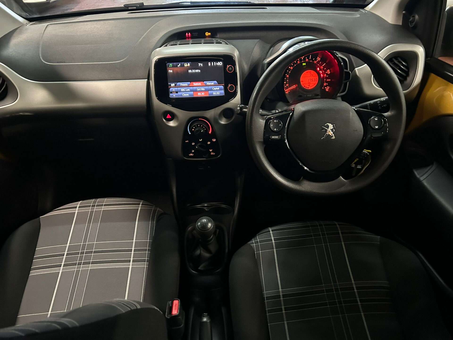 2017 PEUGEOT 108 2017 PEUGEOT 108