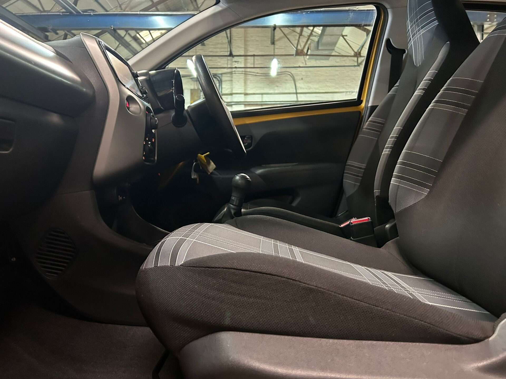 2017 PEUGEOT 108 2017 PEUGEOT 108