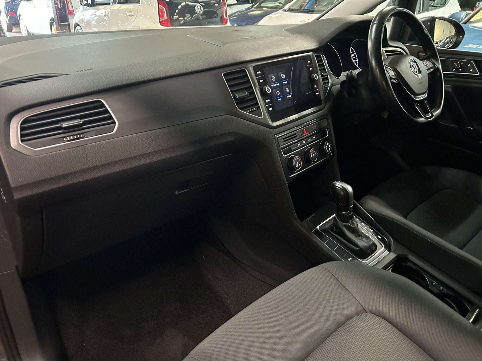 2019 VOLKSWAGEN GOLF SV 2019 VOLKSWAGEN GOLF SV