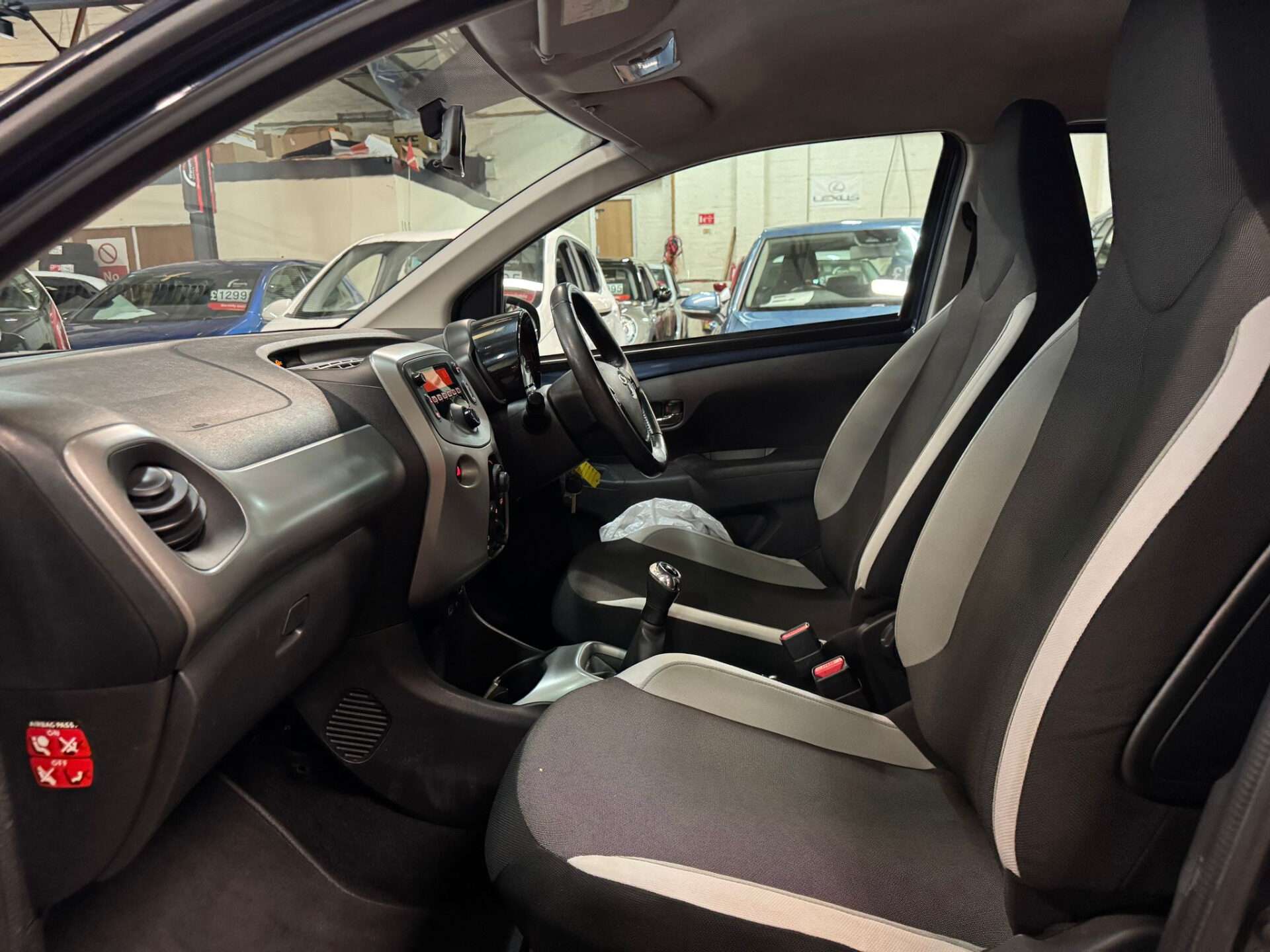 2016 TOYOTA AYGO 2016 TOYOTA AYGO