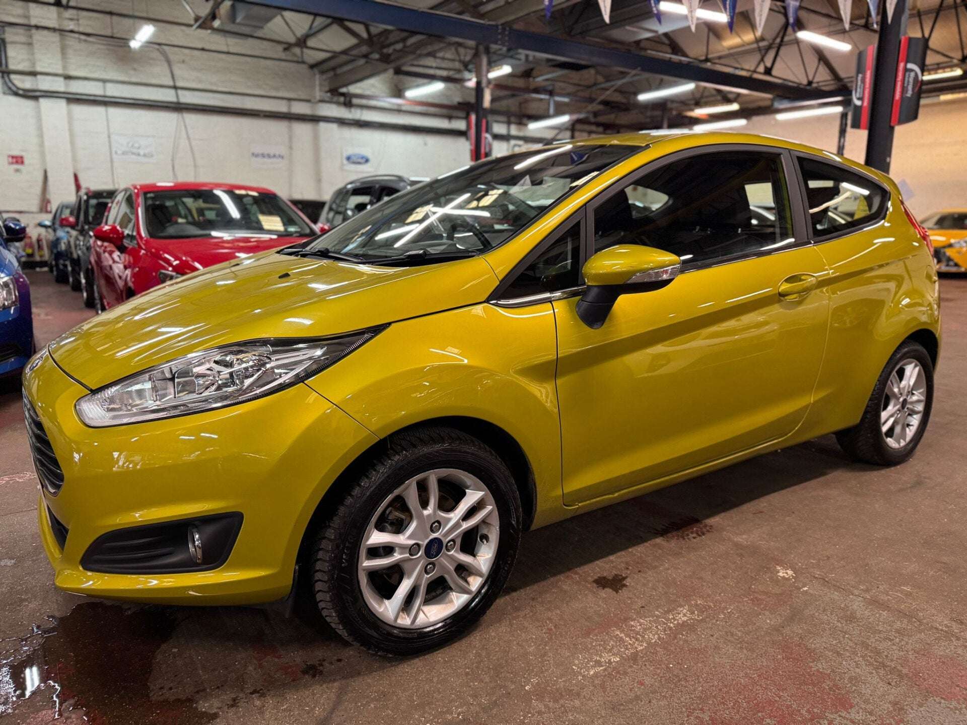 A 2016 FORD FIESTA ZETEC A 2016 FORD FIESTA ZETEC