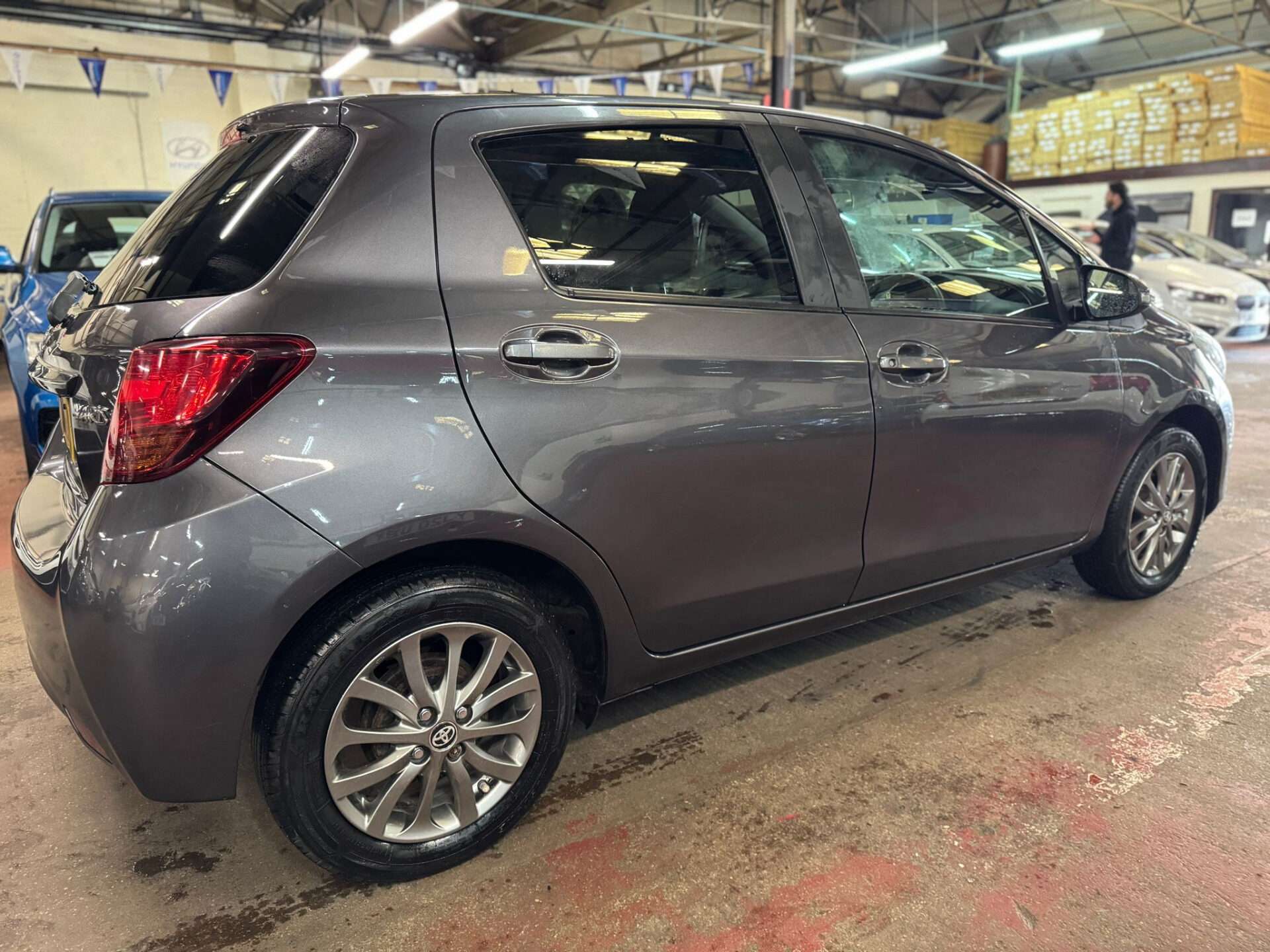 2016 TOYOTA YARIS 2016 TOYOTA YARIS