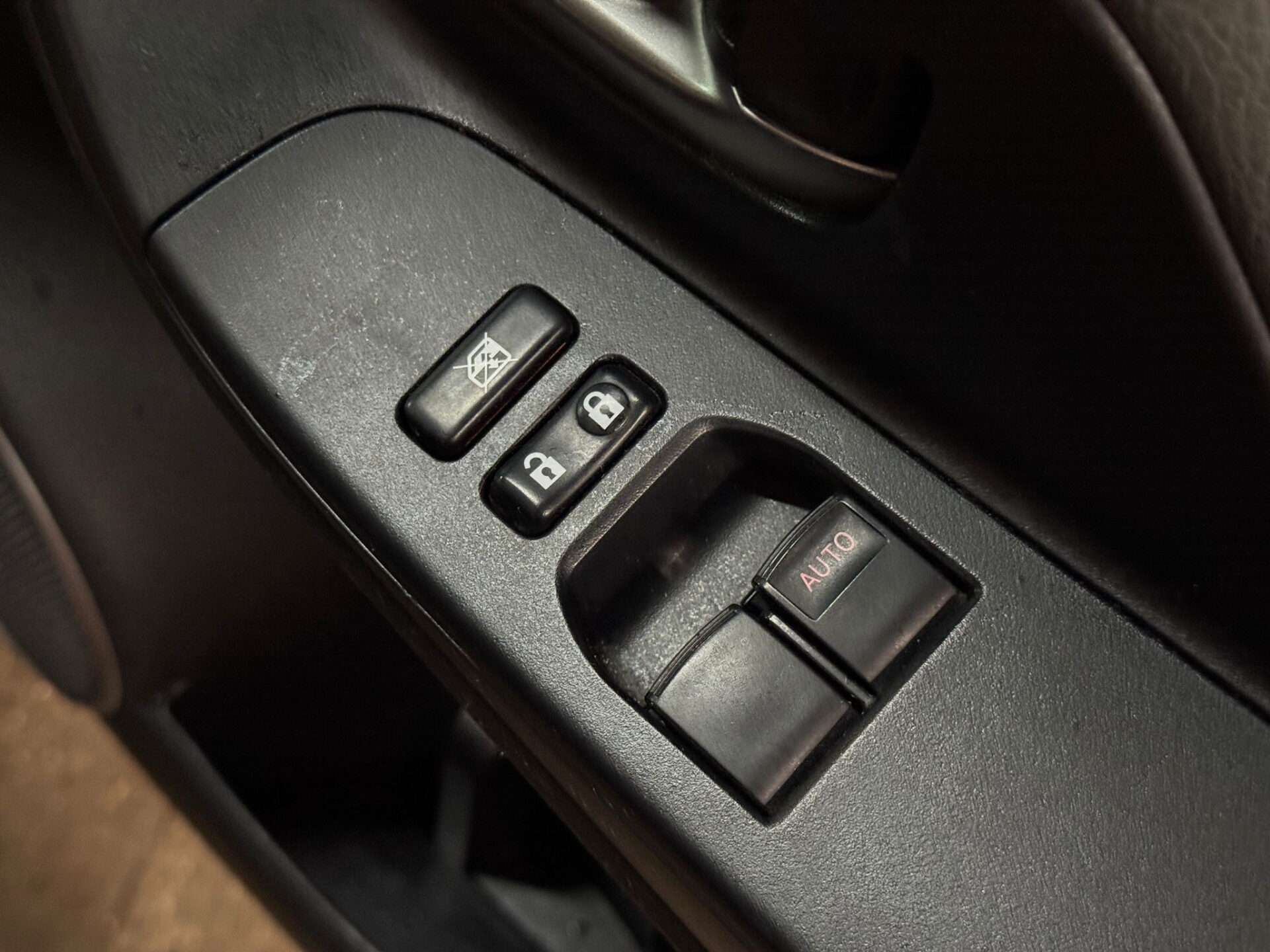 2016 TOYOTA YARIS 2016 TOYOTA YARIS