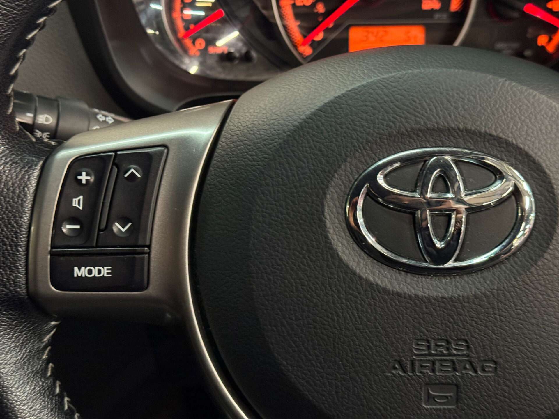 2016 TOYOTA YARIS 2016 TOYOTA YARIS