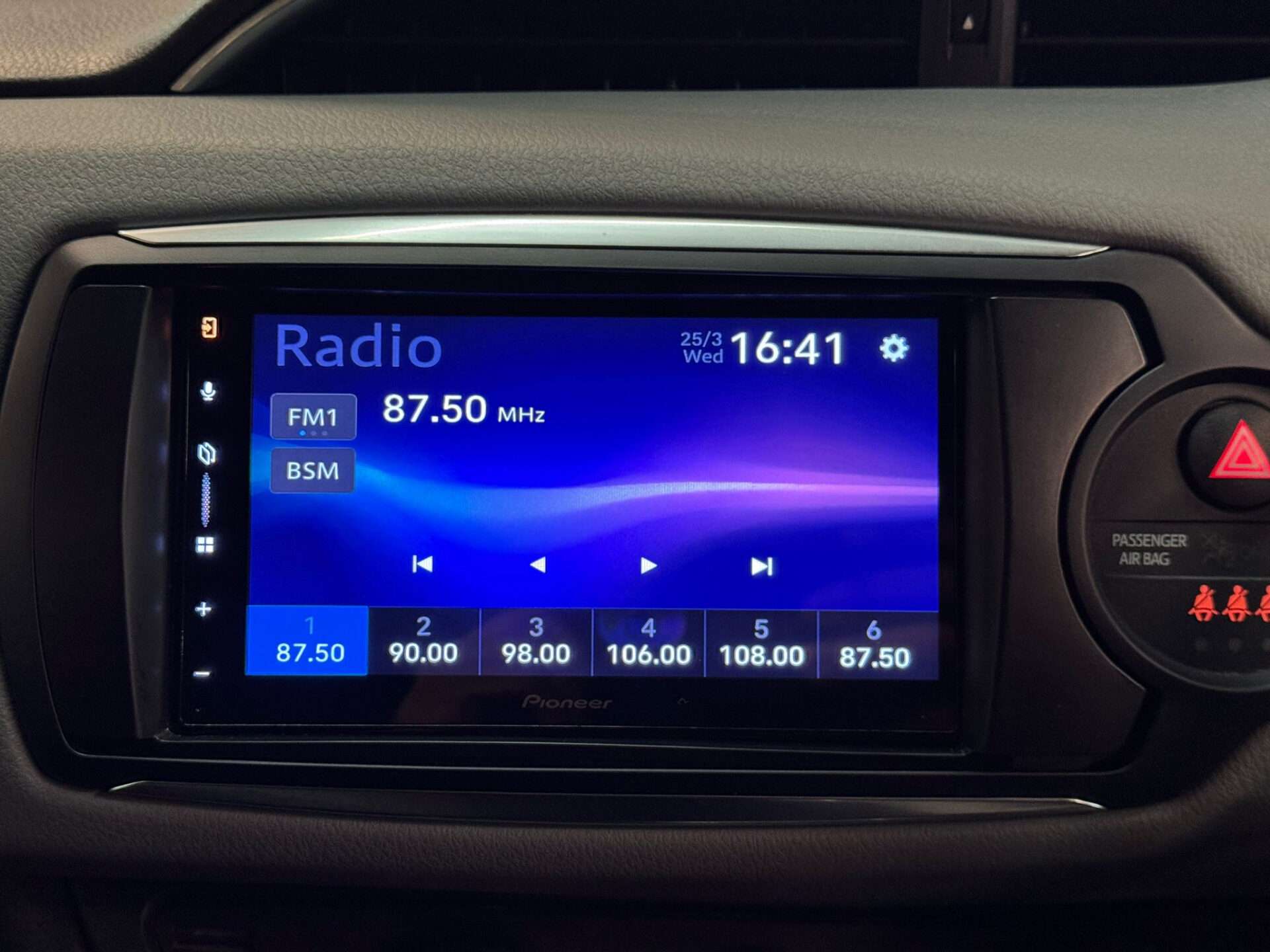 2016 TOYOTA YARIS 2016 TOYOTA YARIS