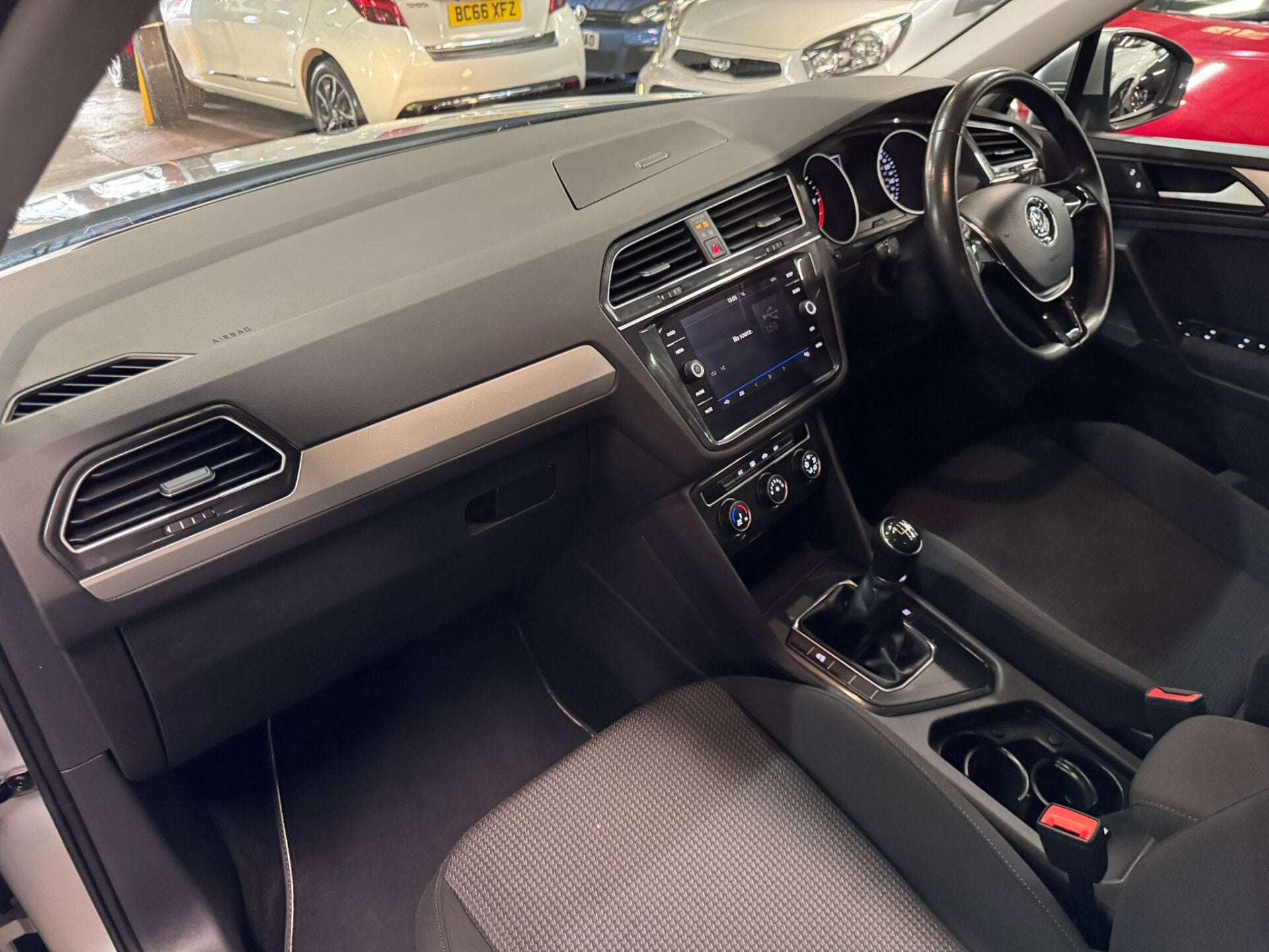 2020 VOLKSWAGEN TIGUAN 2020 VOLKSWAGEN TIGUAN