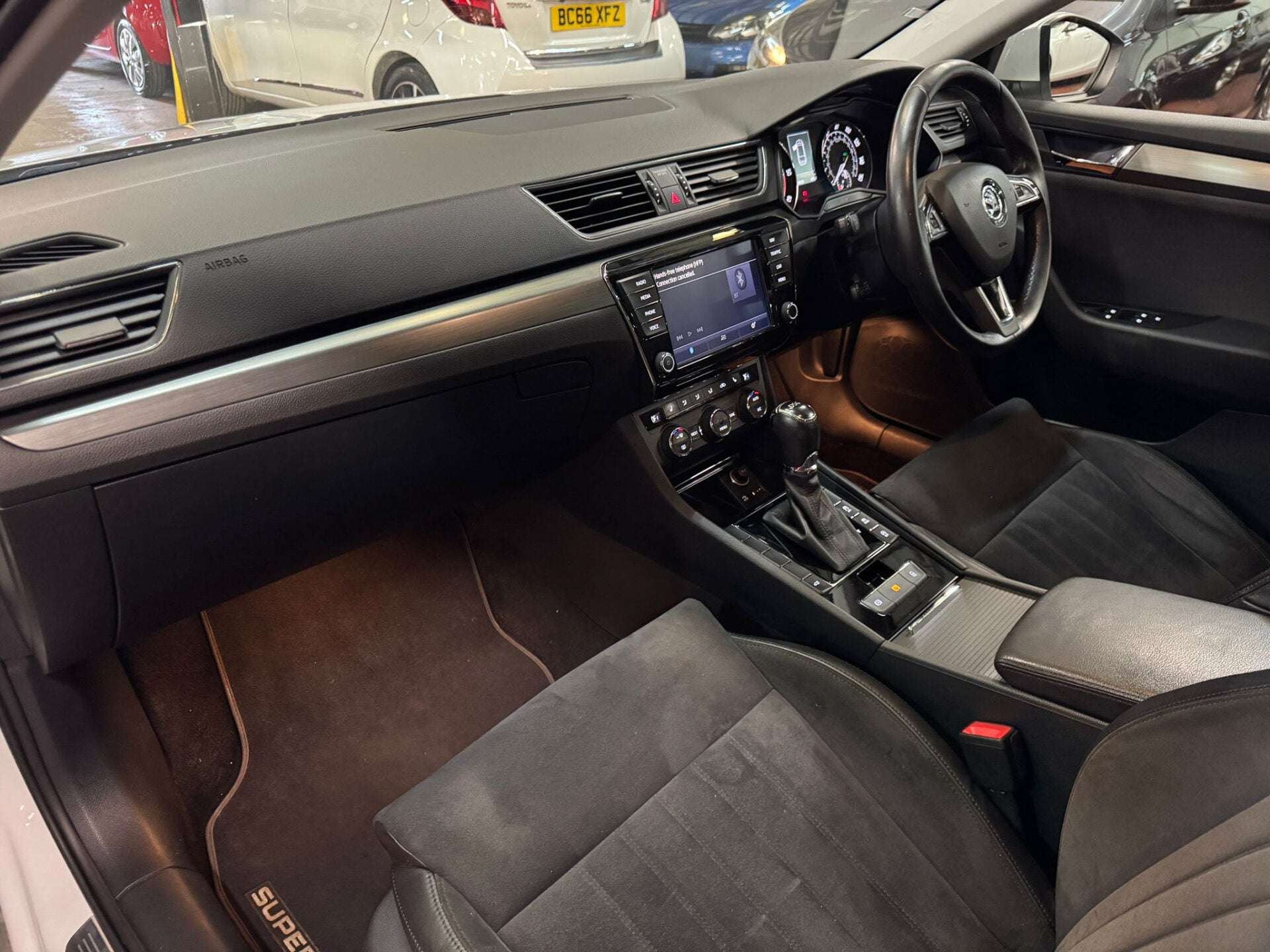 2015 SKODA SUPERB 2015 SKODA SUPERB