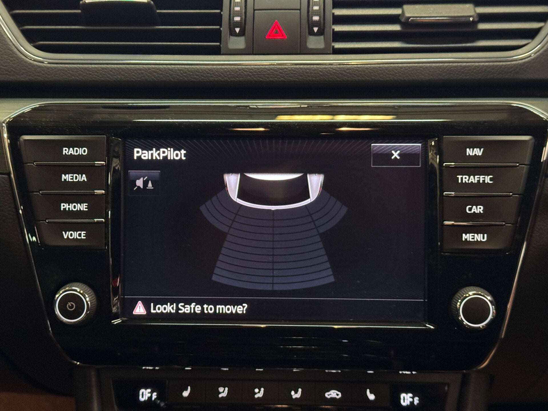 2015 SKODA SUPERB 2015 SKODA SUPERB