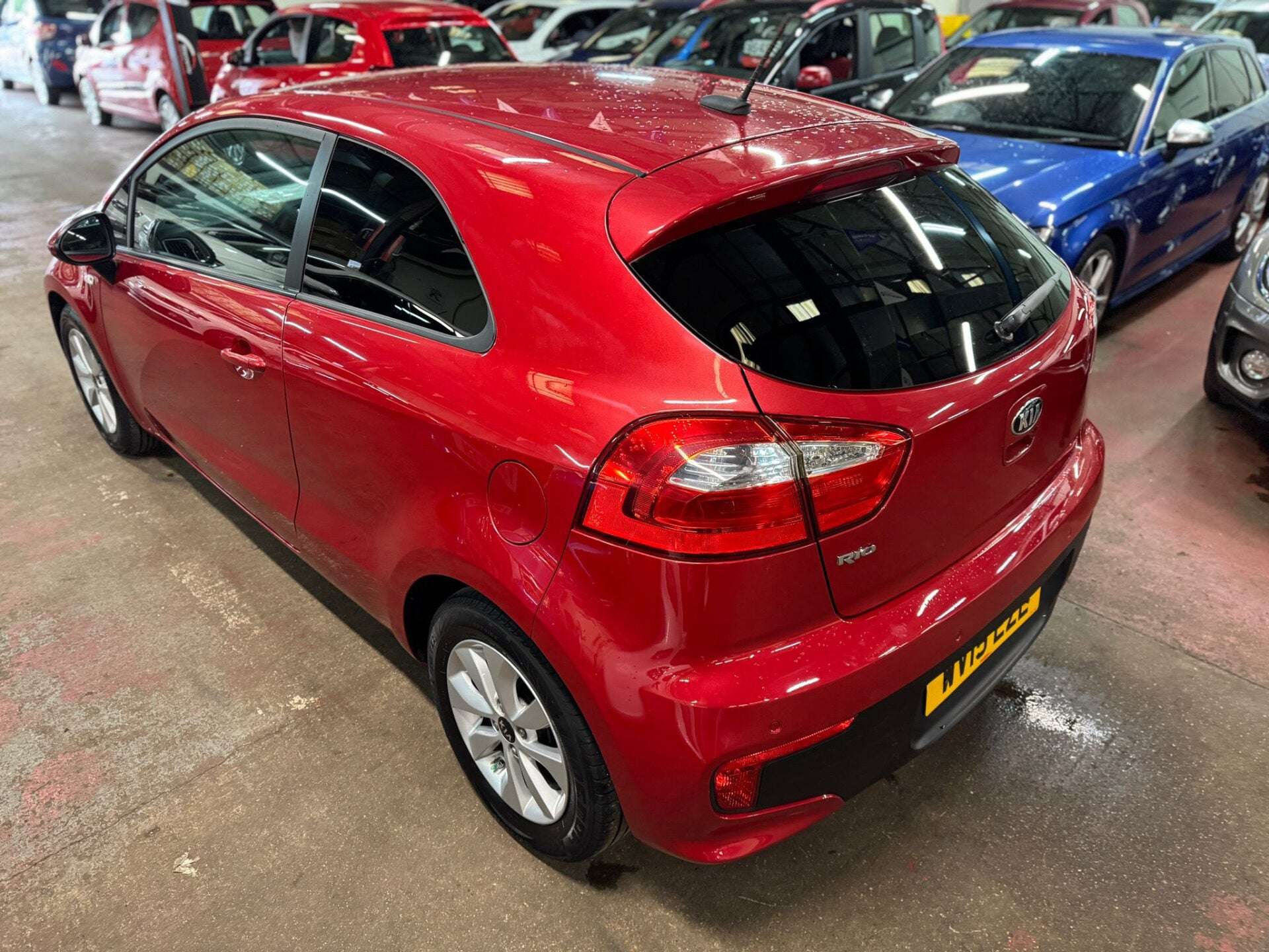 2015 KIA RIO 2015 KIA RIO