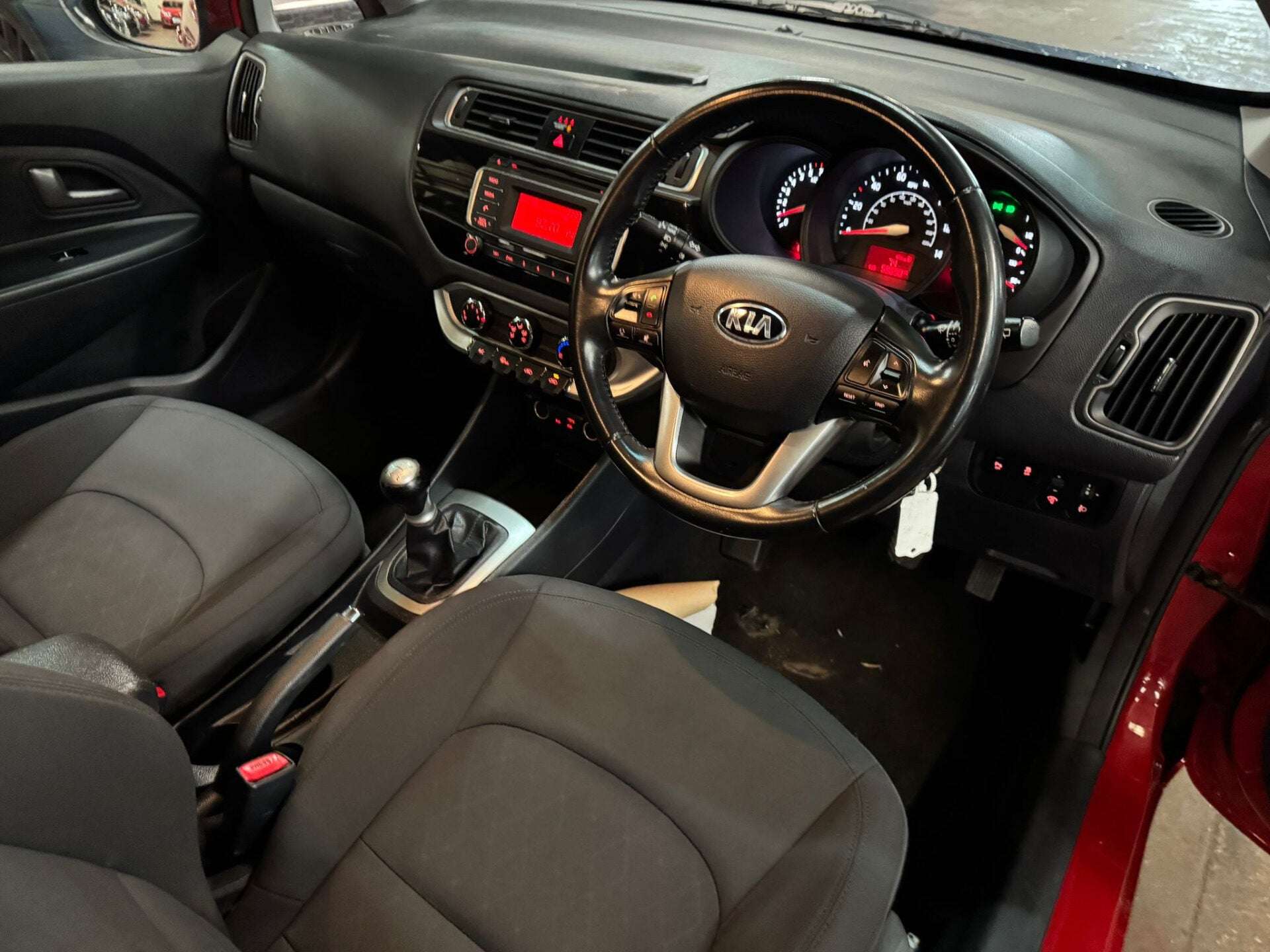 2015 KIA RIO 2015 KIA RIO