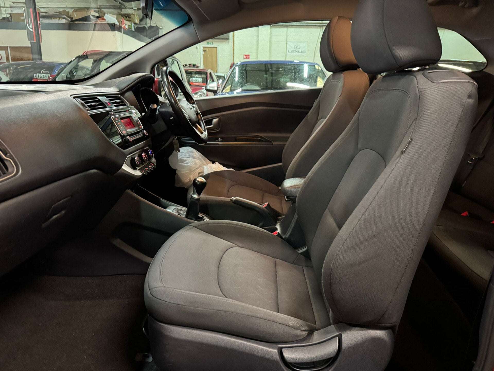 2015 KIA RIO 2015 KIA RIO