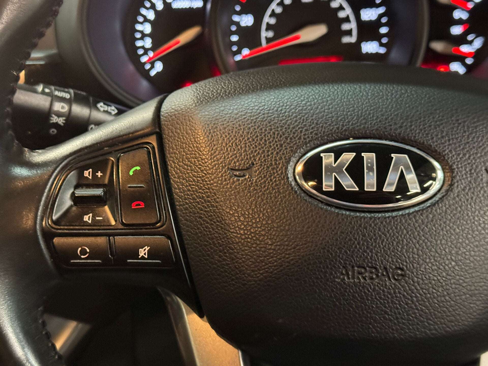 2015 KIA RIO 2015 KIA RIO
