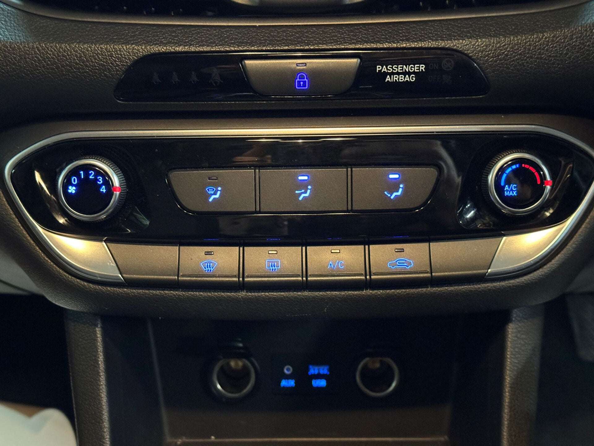 2018 HYUNDAI I30 2018 HYUNDAI I30