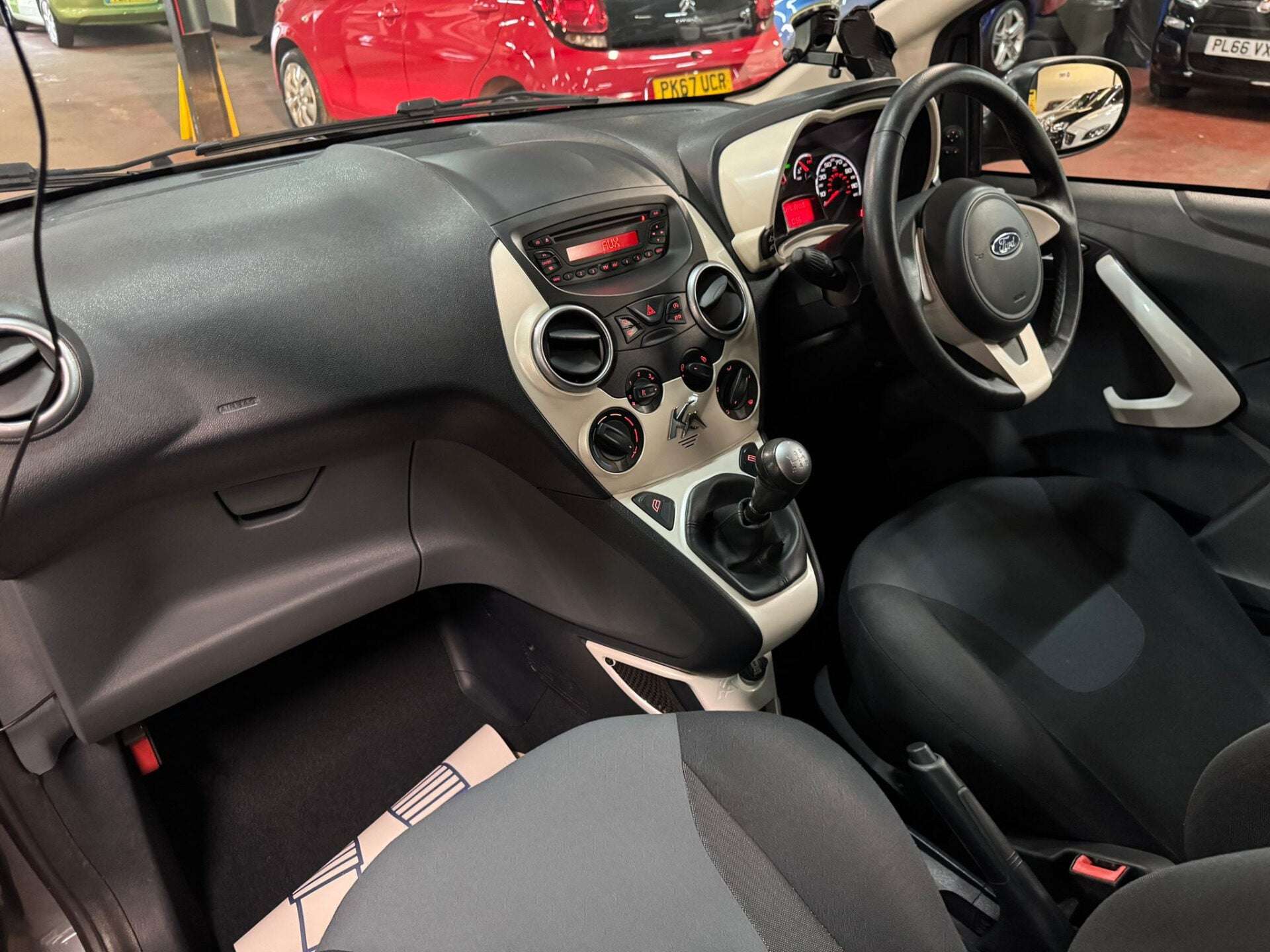 2012 FORD KA 2012 FORD KA