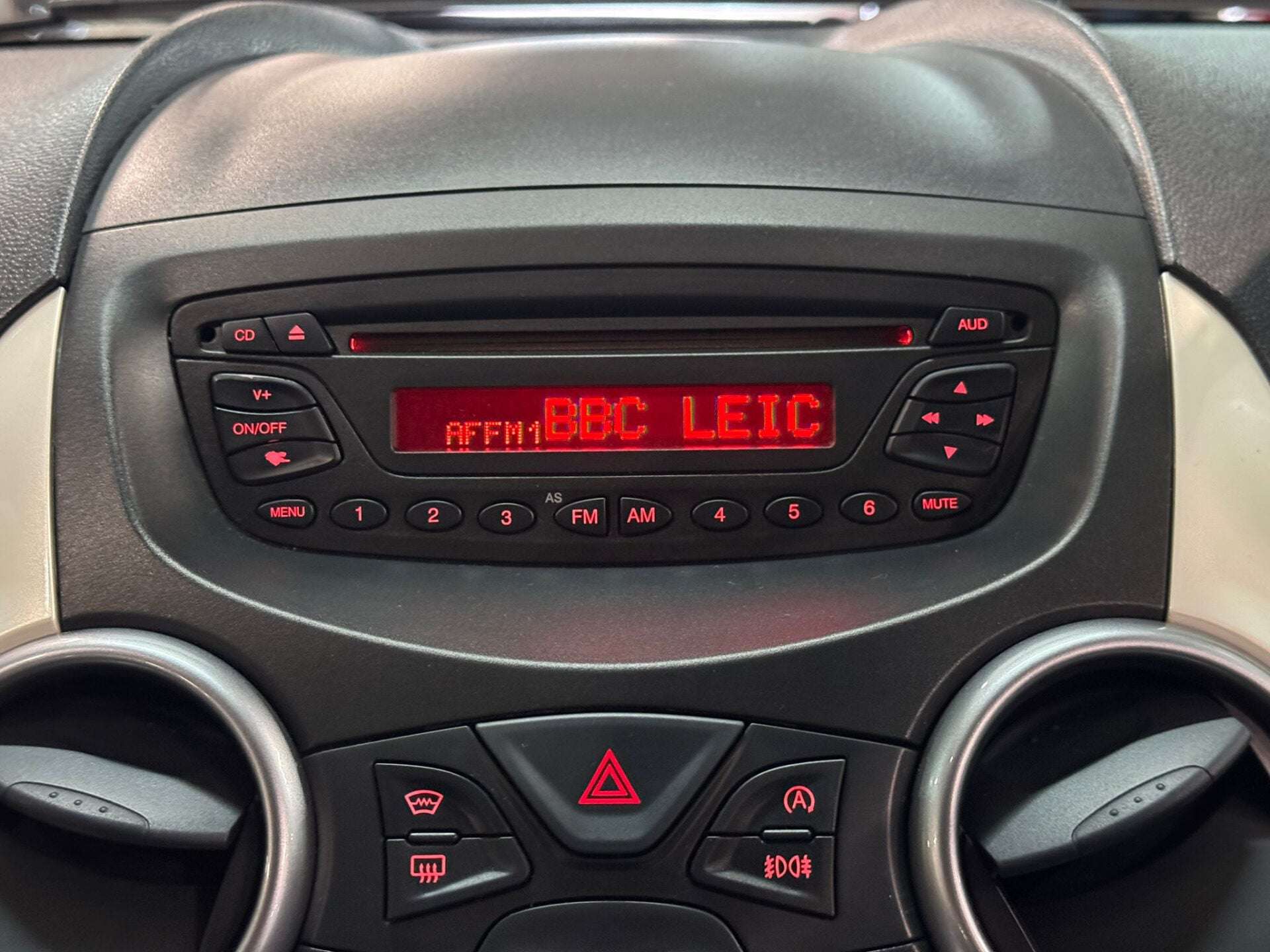 2012 FORD KA 2012 FORD KA