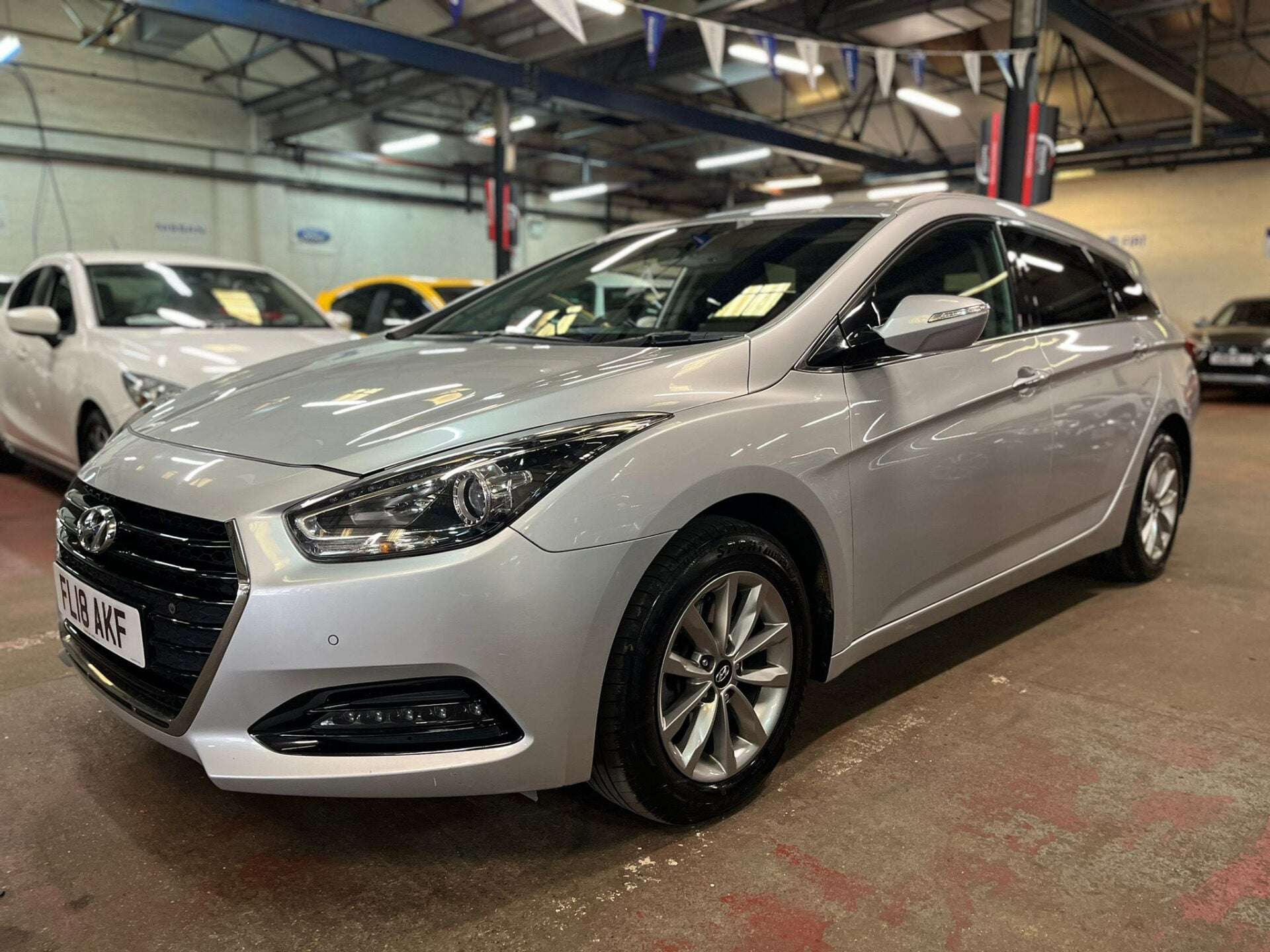 A 2018 HYUNDAI I40 CRDI SE NAV BLUE DRIVE A 2018 HYUNDAI I40 CRDI SE NAV BLUE DRIVE