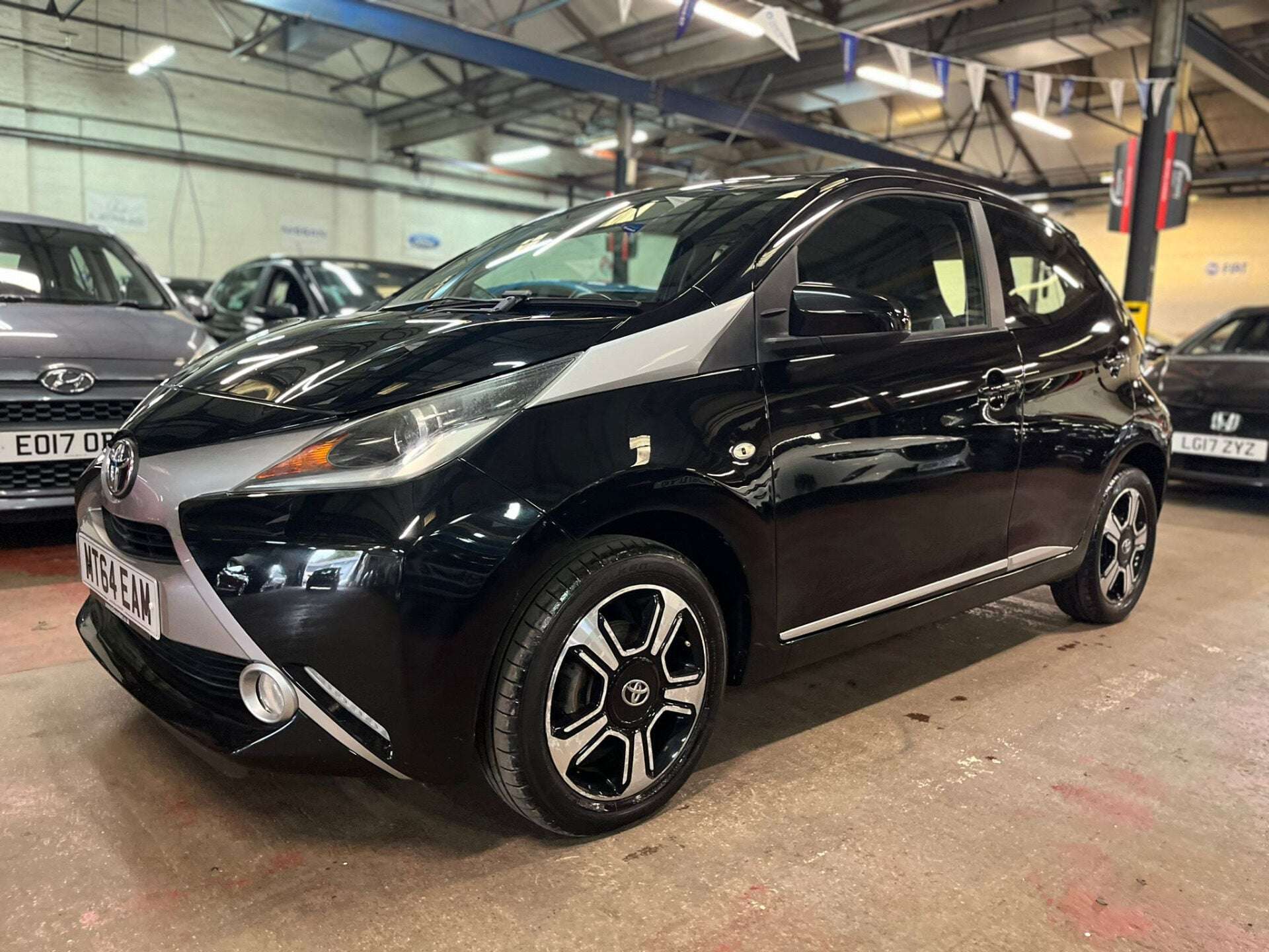 A 2014 TOYOTA AYGO VVT-I X-CLUSIV A 2014 TOYOTA AYGO VVT-I X-CLUSIV